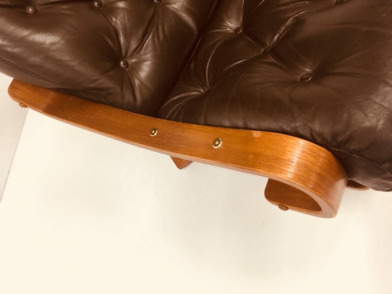 Australian Midcentury Danish Deluxe Leather Armchair, circa 1960s For