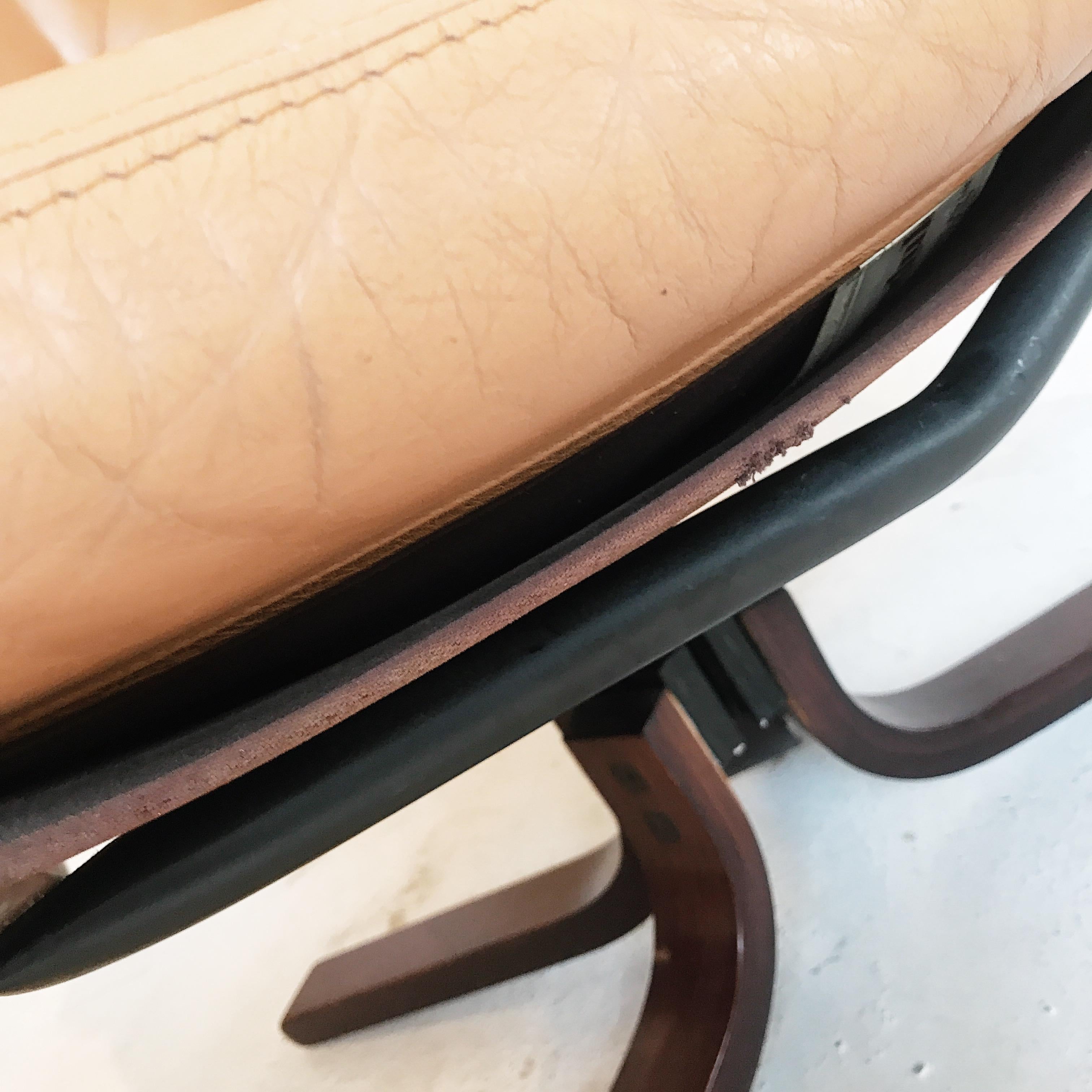 Australian Mid-Century Modern Nude Leather Armchairs by Gerald Easden for Module For Sale 7