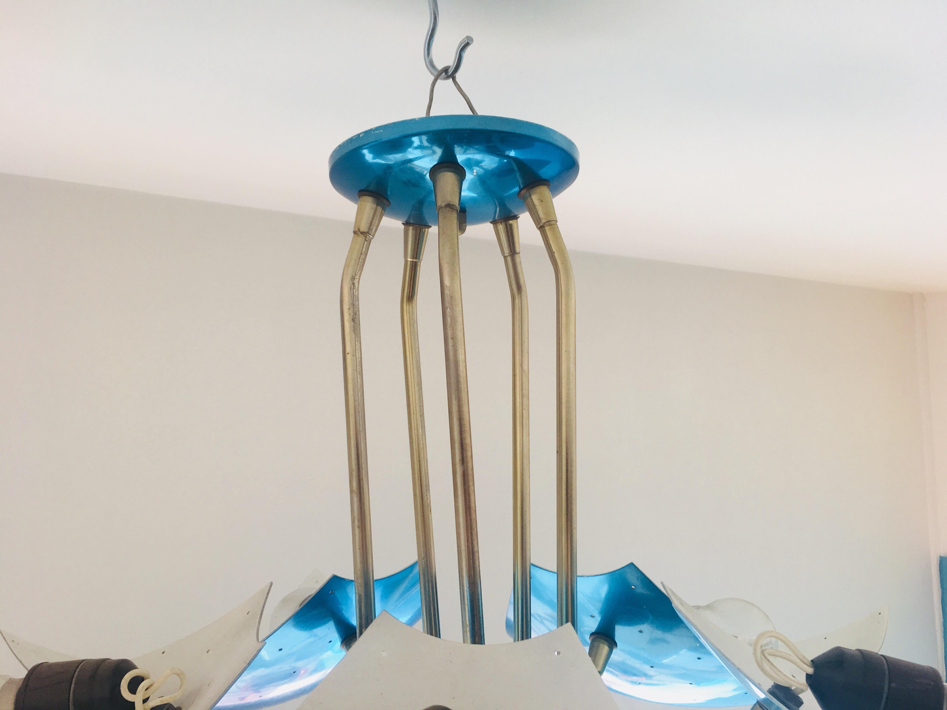 Mid-20th Century Australian Midcentury Rite Lite ‘Mayflower' Chandelier, circa 1950s For Sale