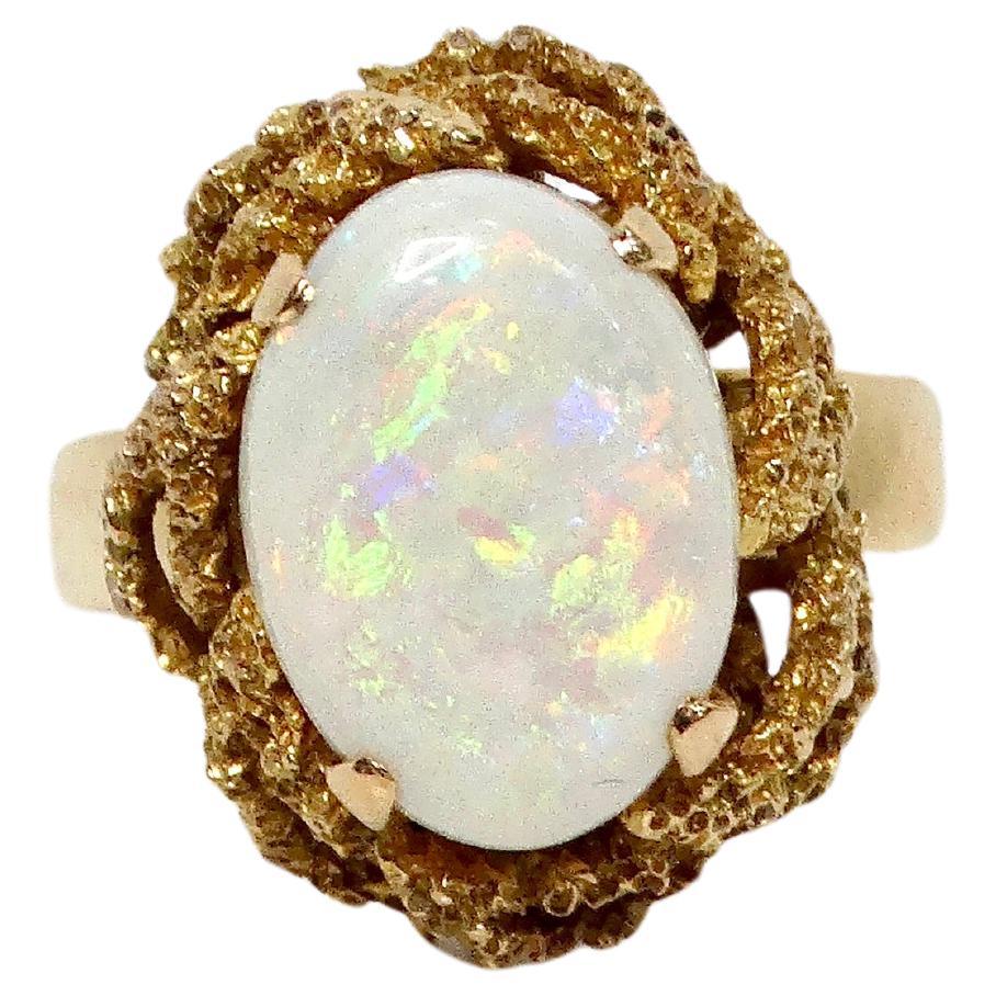 Australian Opal 18k Gold Cocktail Ring circa 1970s For Sale