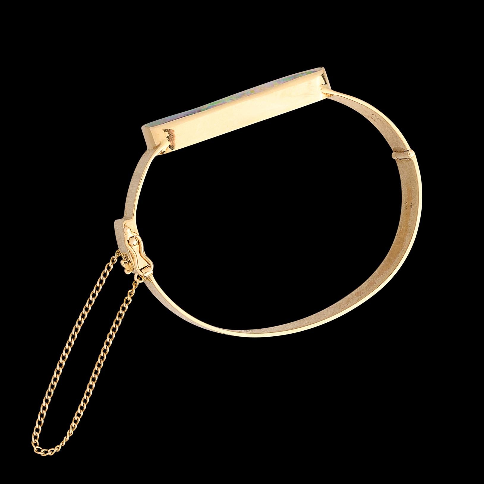 Bracelet en or jaune 18 carats avec opale d'Australie Pour femmes en vente