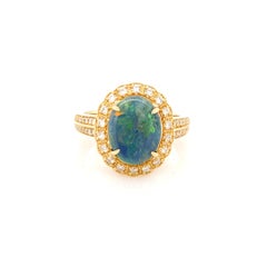 australischer Opal-Cocktailring aus 18 Karat Gold