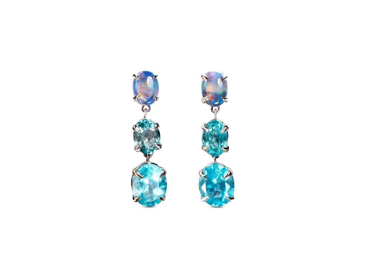 Australian Opal and Apatite White Gold Earrings In New Condition For Sale In Berlin, DE