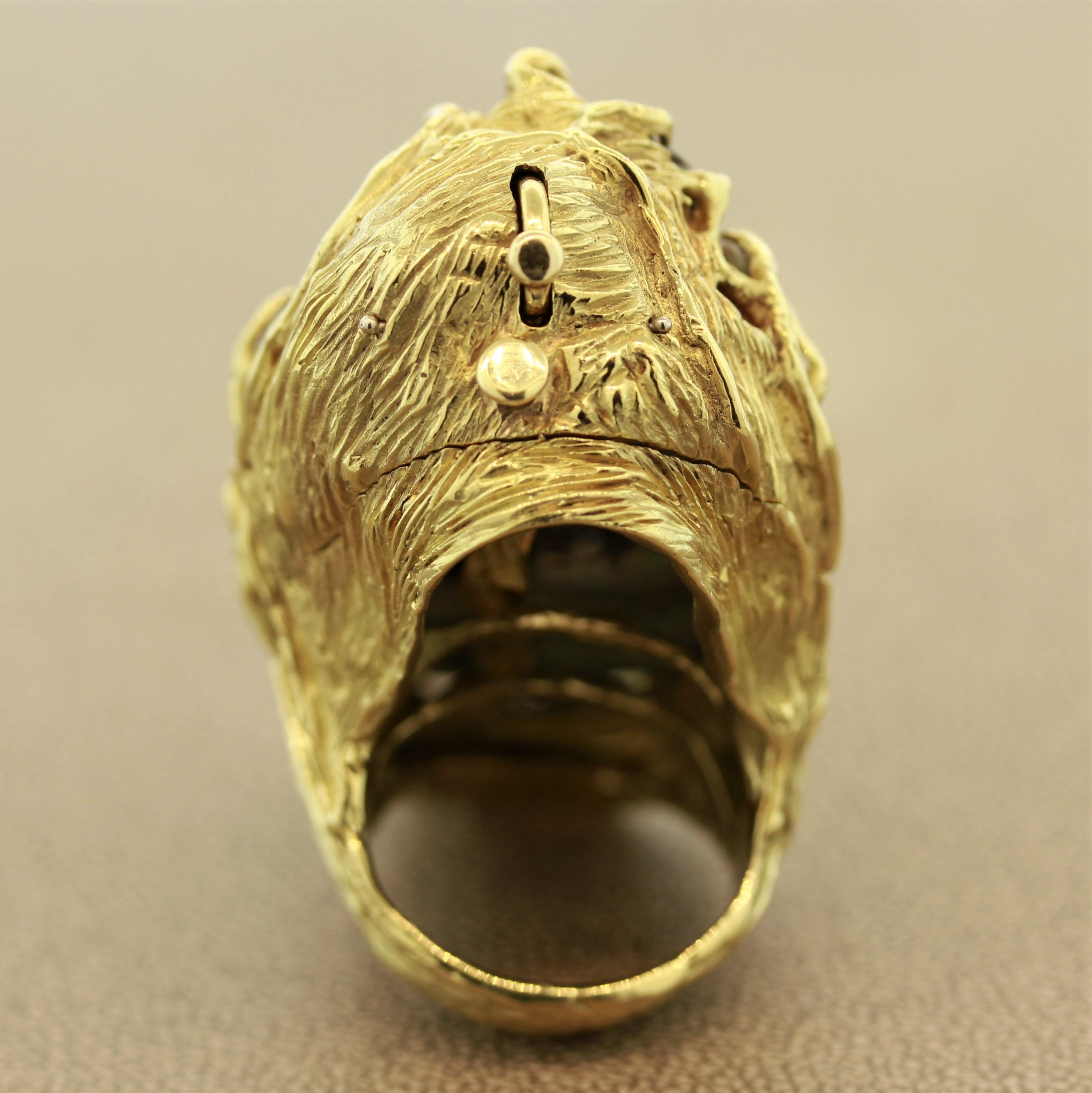 Australian Opal Carved Face Gold Ring-Pendant In New Condition In Beverly Hills, CA
