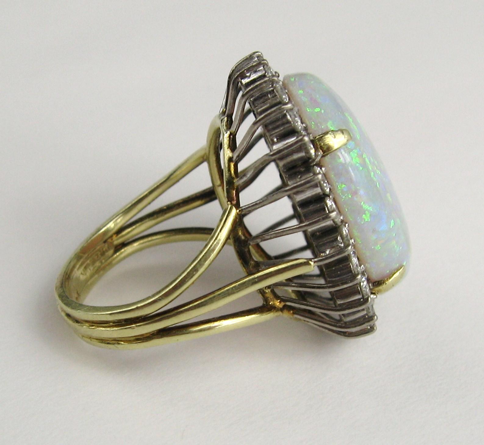 Australian Opal and Diamond Gold Cocktail Ring, 1960s 13+ Carat For Sale 1