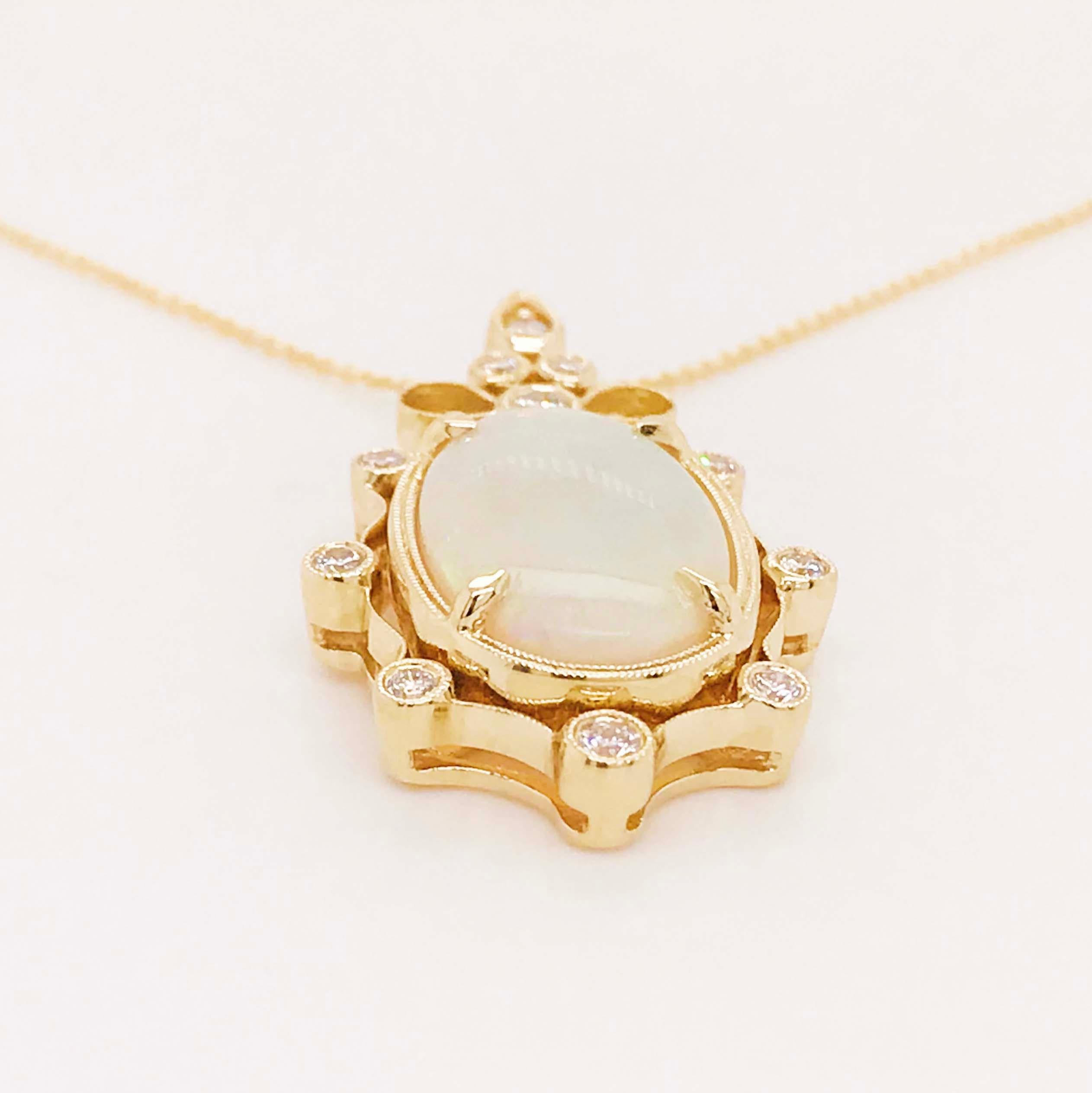 Australischer Opal- und Diamant-Anhänger und Kette 3 Karat Opal 14 Karat Gelbgold (Ovalschliff)