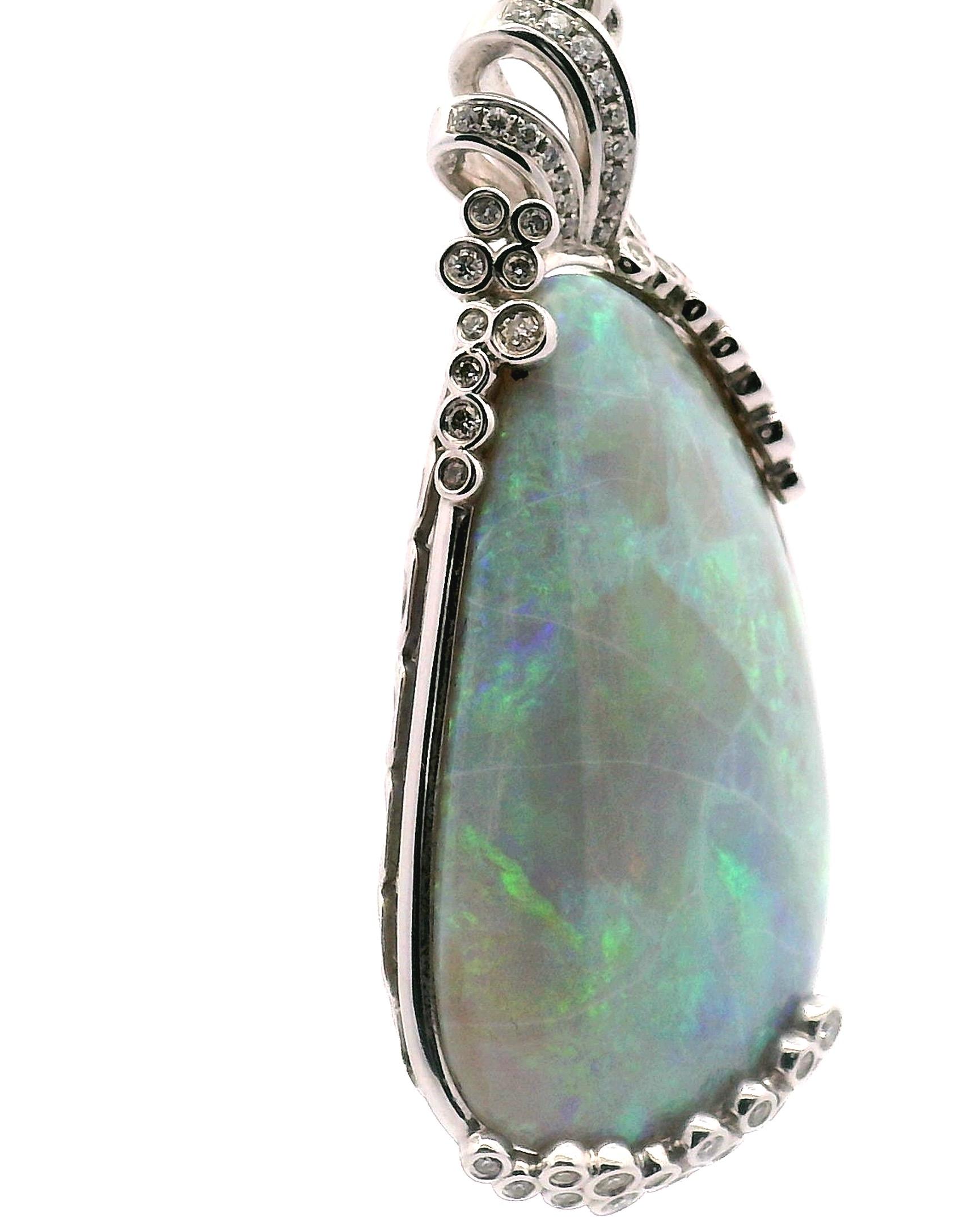da uomo o donna Australian Opal & Diamond Pendant in vendita