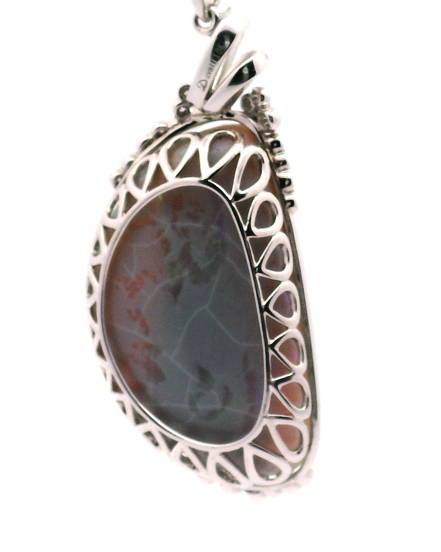 Australian Opal & Diamond Pendant in vendita 2
