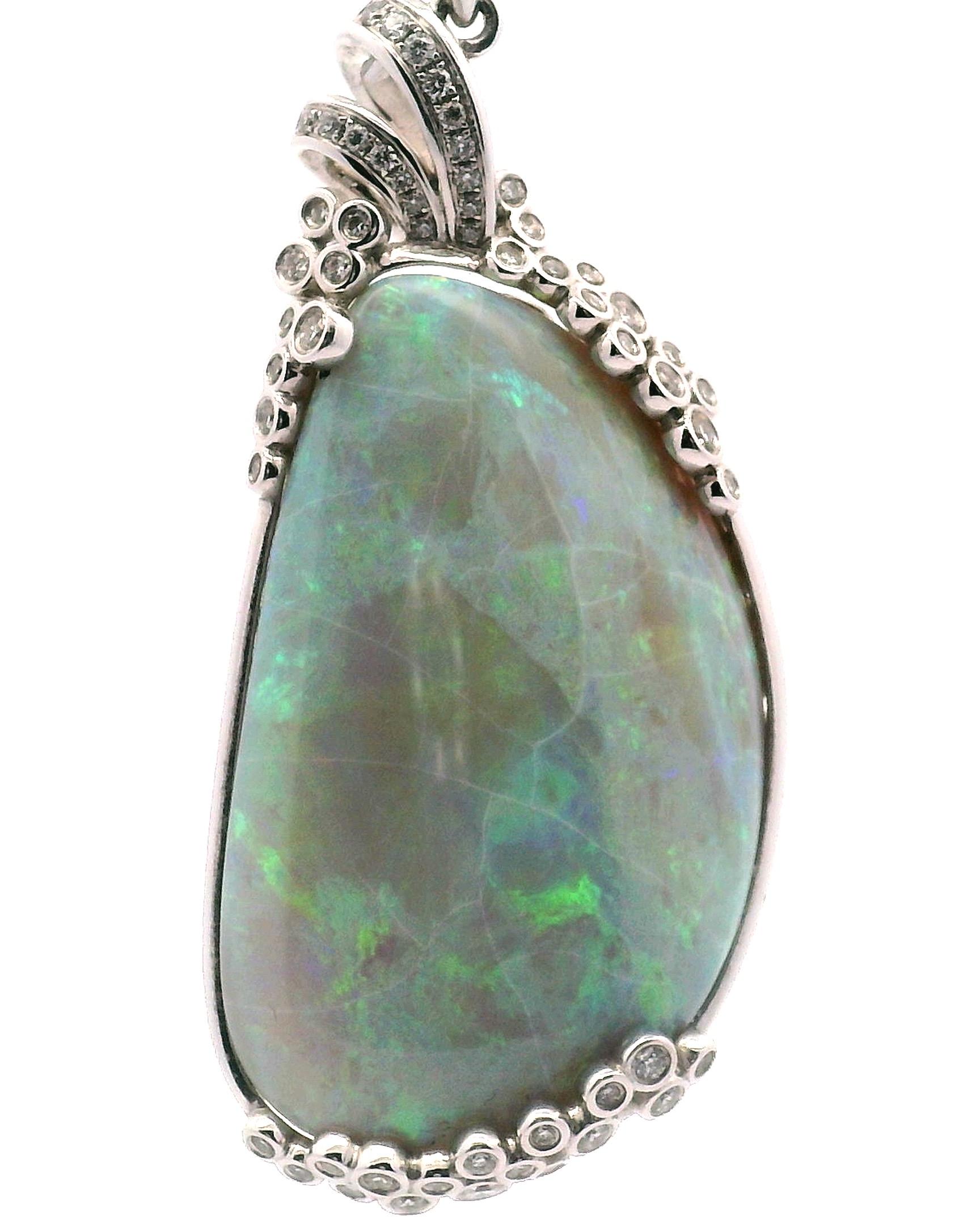 Australian Opal & Diamond Pendant in vendita 5