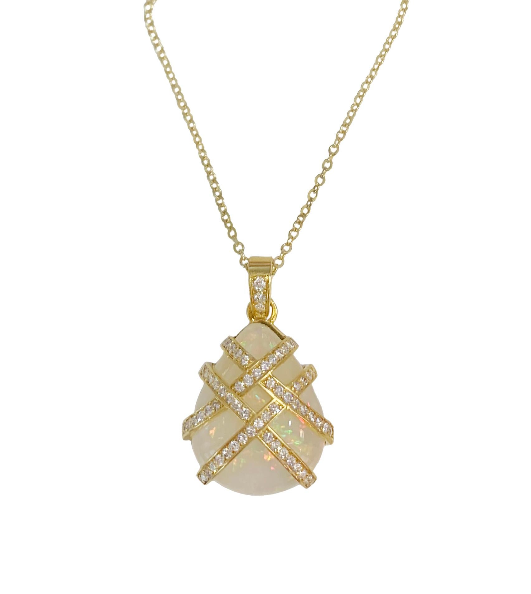 Women's Australian Opal & Diamonds Necklace in Yellow Gold For Sale