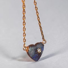 Collier avec pendentif en forme de cœur en opale australienne, serti d'un diamant et en or 14 carats, 2,6 carats