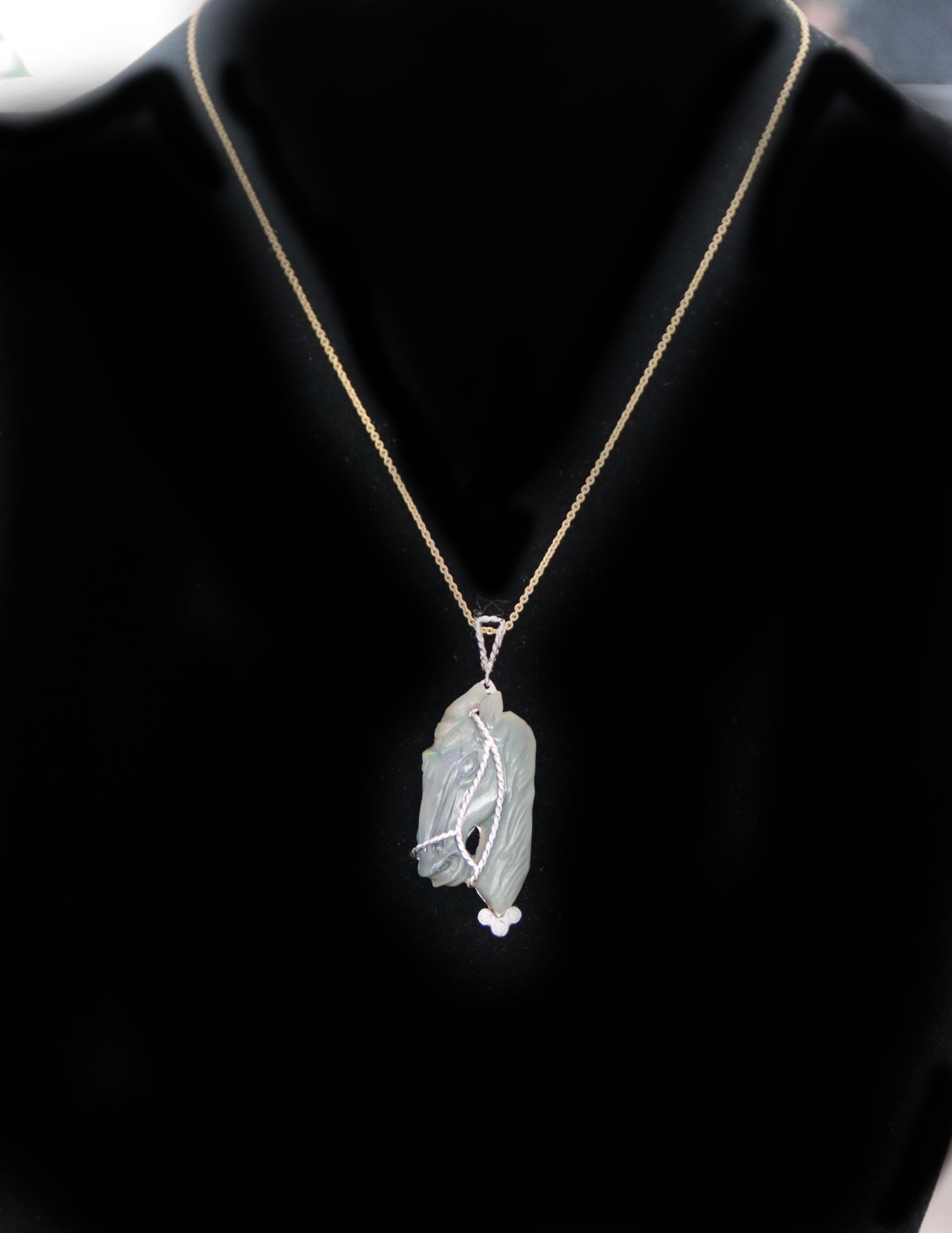 Australian Opal Horse 18 Karat White Gold Diamonds Pendant Necklace For Sale 4