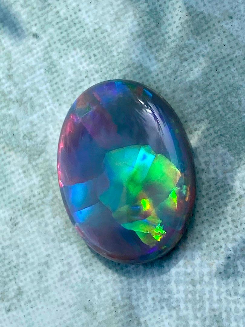Australischer Opal Oval Cabochon 6,53 Ct Hell Opalescence Stein Flagstone Muster 3