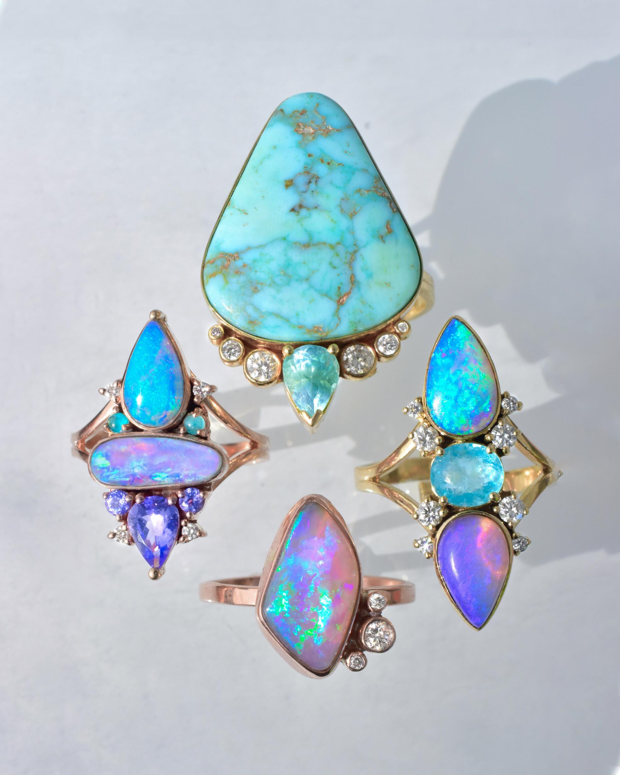 Taille cabochon Opale australienne & Tourmaline Paraiba Bague Talisman Trinité avec Diamants en 14k en vente