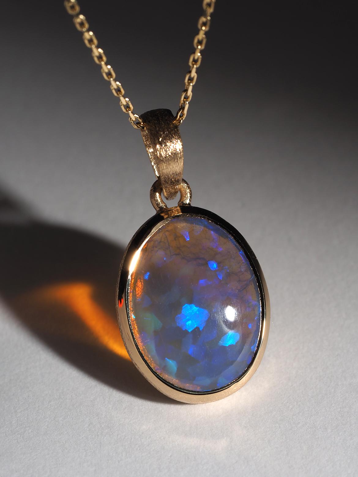 Australian Opal Anhänger Precious 18K Gold Halskette Blau Gelassenheit Geschenk Frau (Ovalschliff)