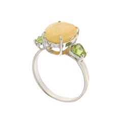 Australischer Opal Peridot 18 Karat Weißgold Cocktail Ring