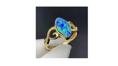 Australian Opal Ring 18k Yellow Gold