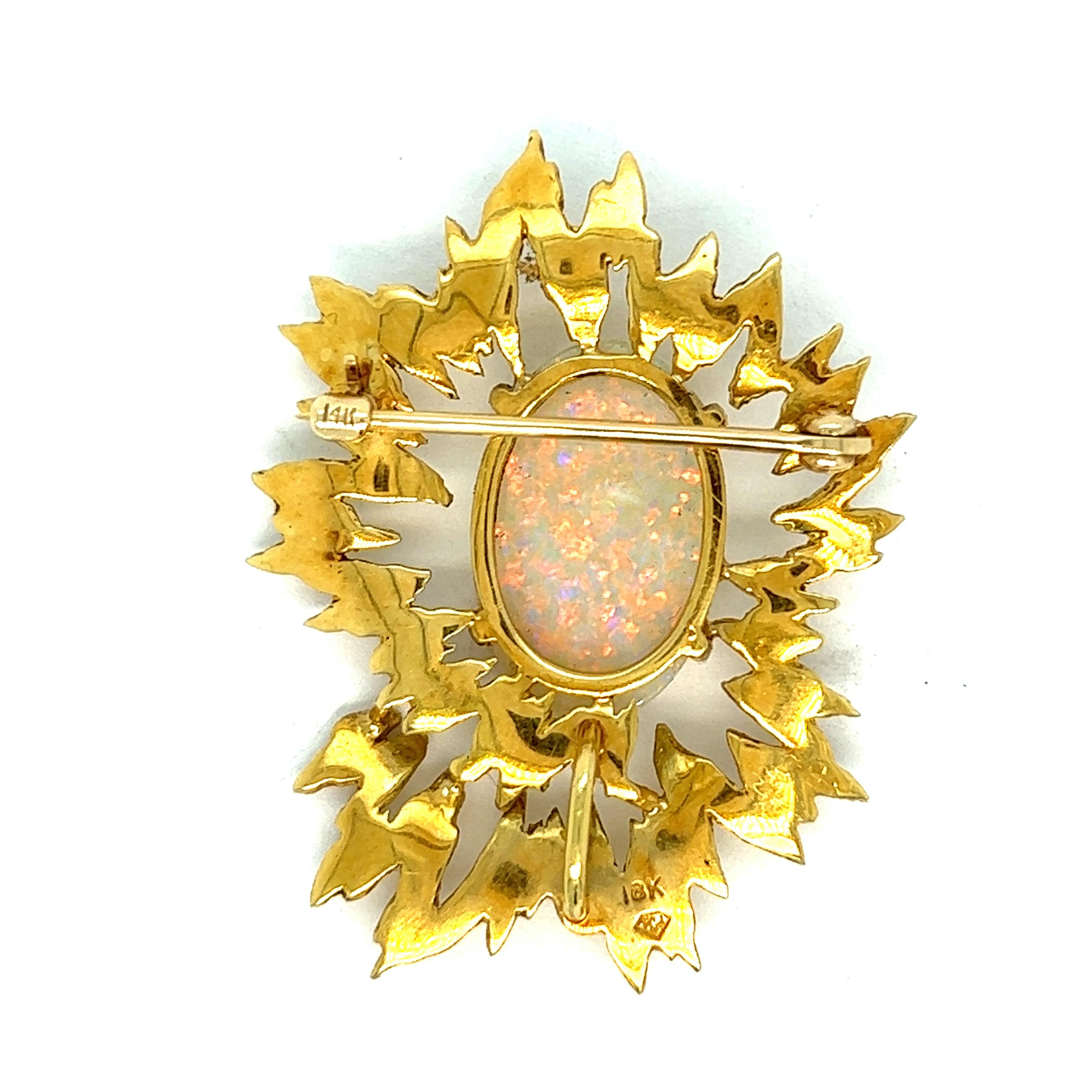 Australian Opal Yellow Gold Pendant Brooch For Sale 1
