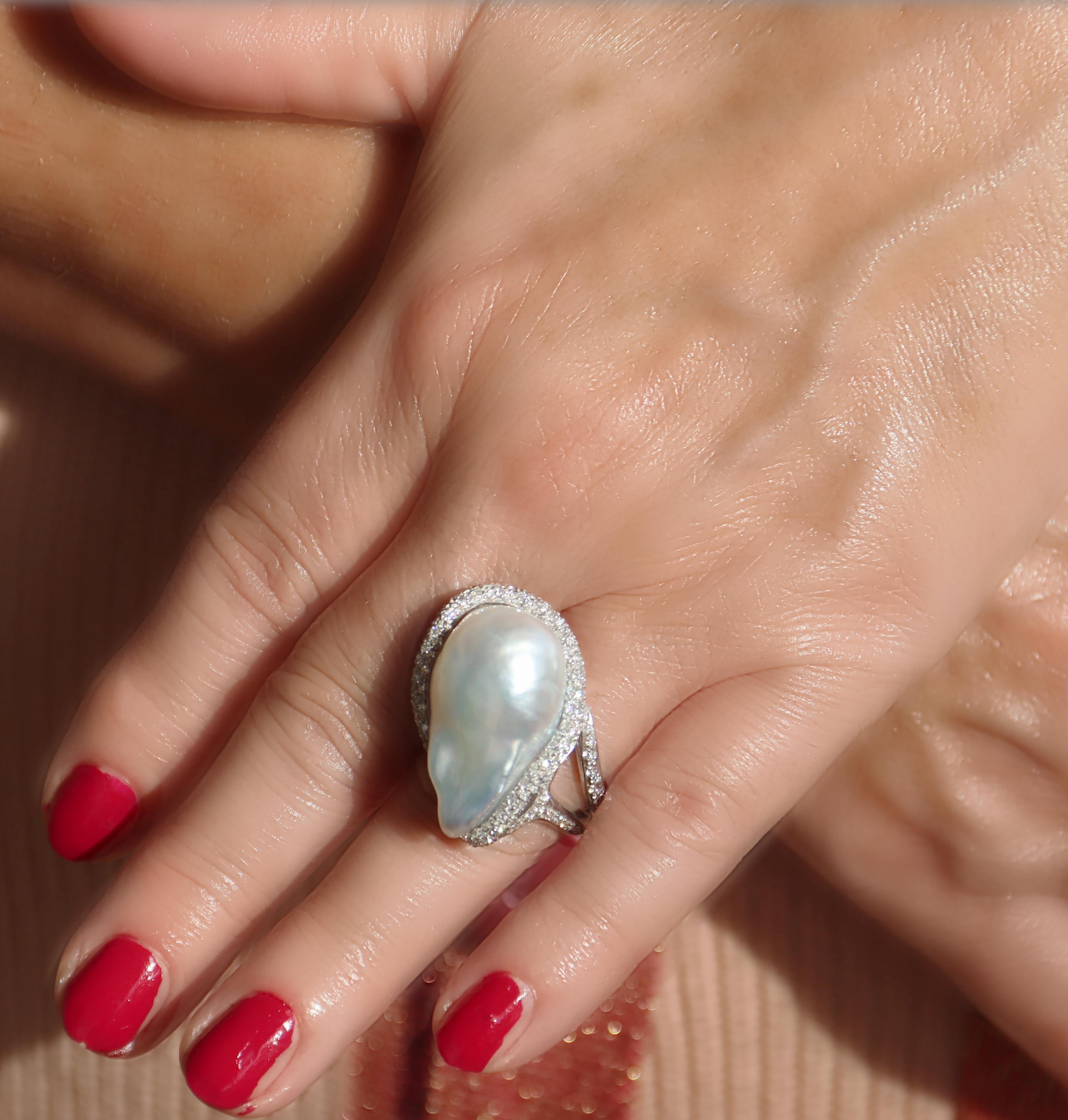 Australian Pearl 18 Karat White Gold Diamonds Cocktail Ring For Sale 3