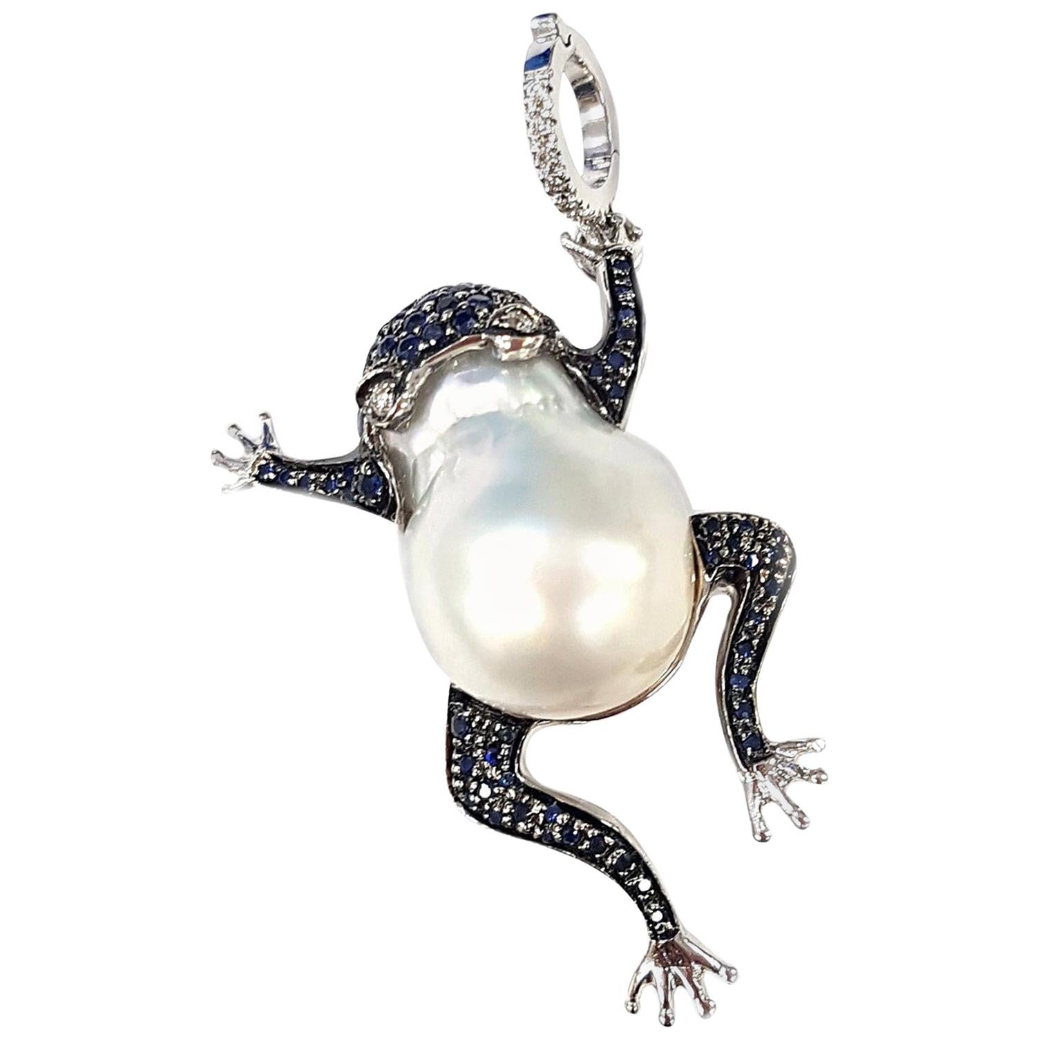 Contemporary 18 Karat Gold Pearl and Midnight Sapphire Diamond Frog Pendant For Sale