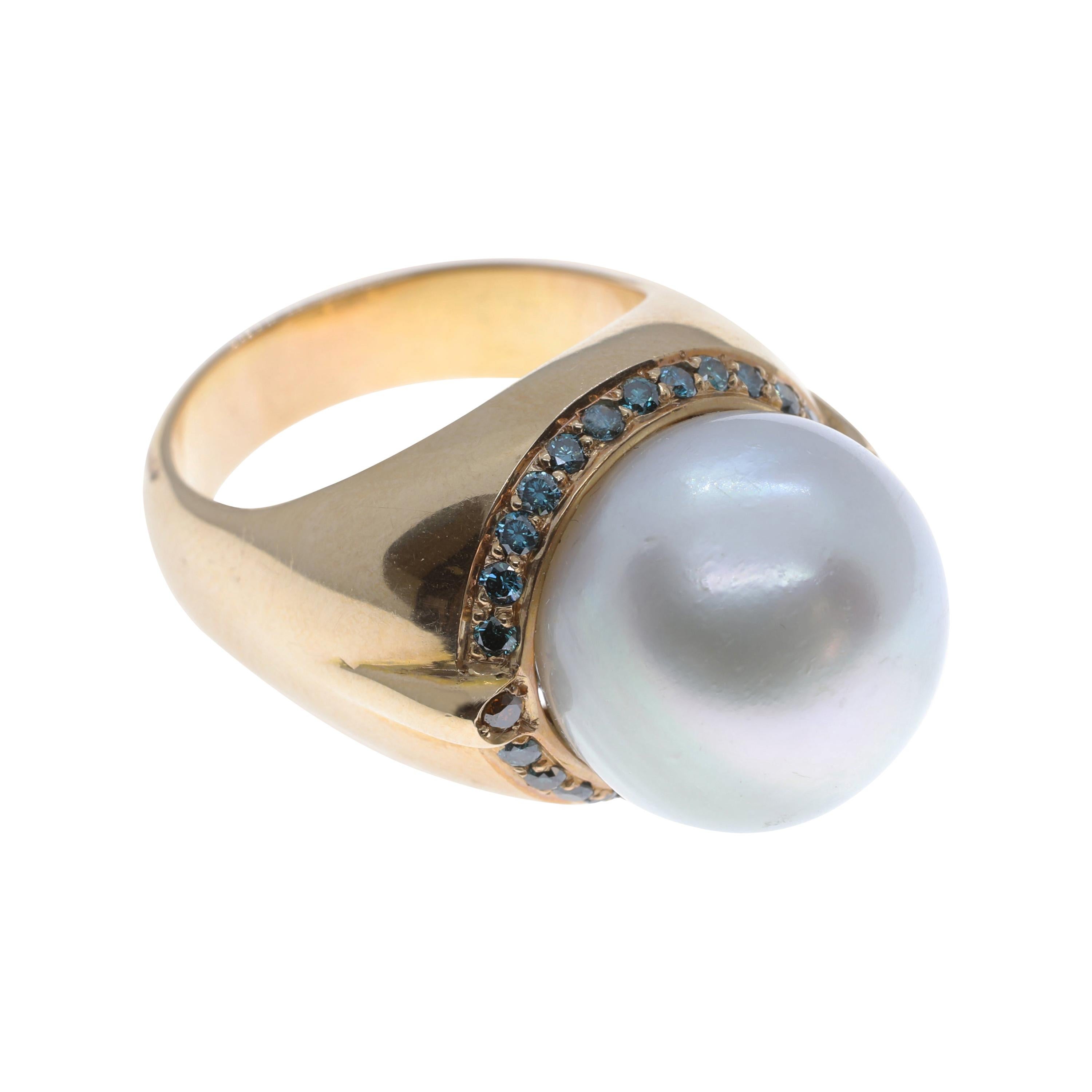 Australian Pearl Cocktail Ring with Sapphires in 18 Karat Rose Gold For Sale