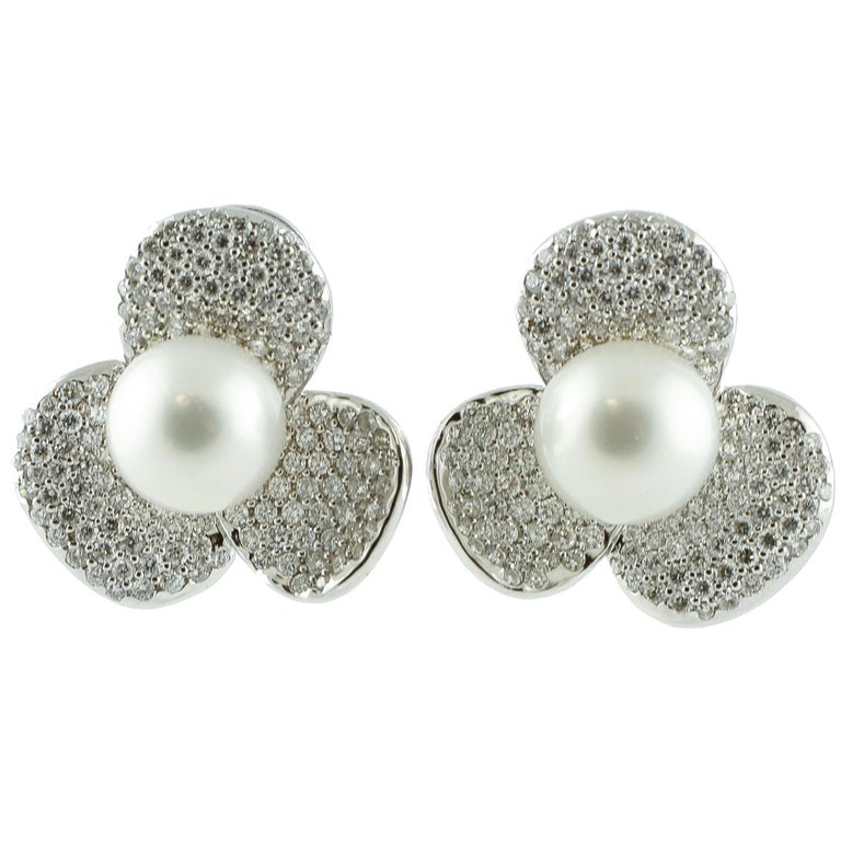 Australian Pearl Diamond Gold Flower Shaped Earrings For Sale at 1stdibs