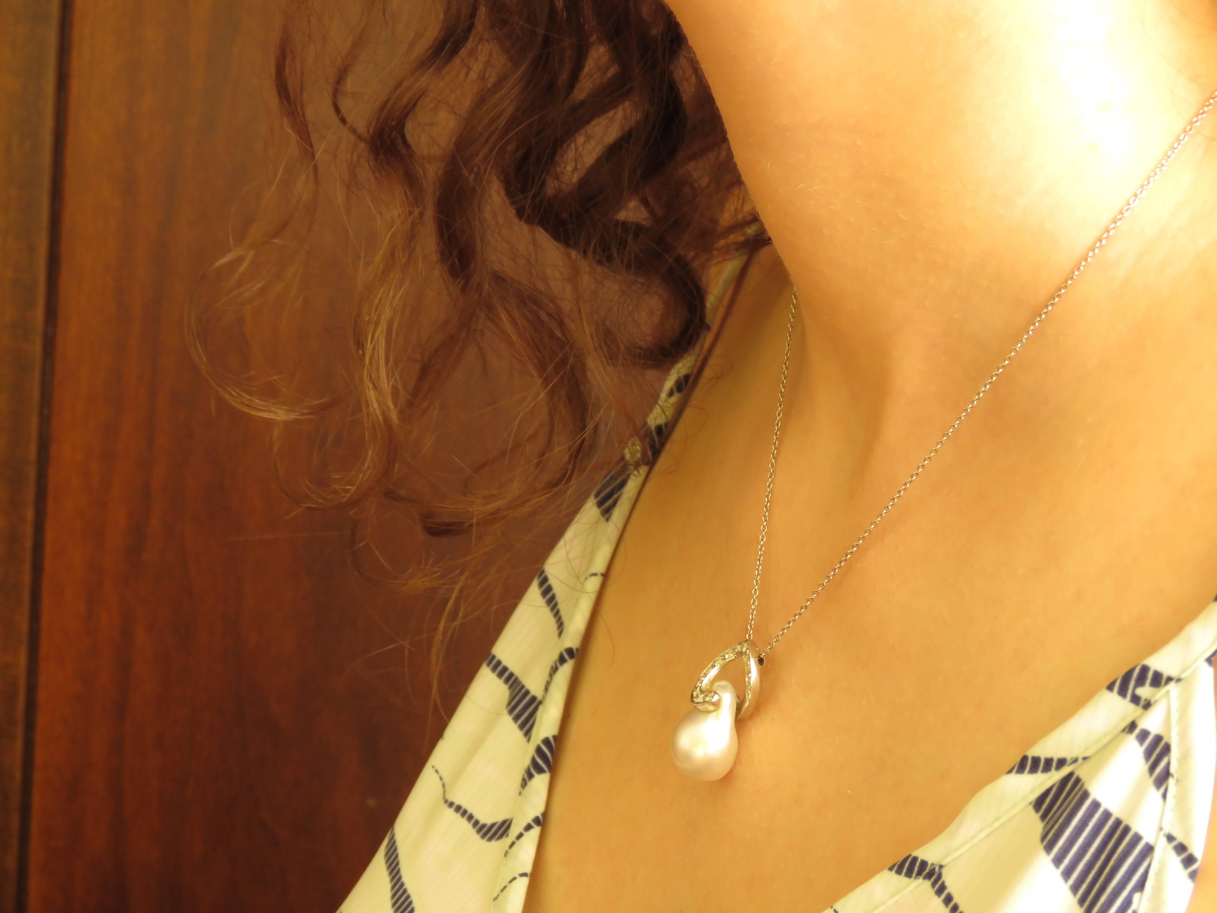Brilliant Cut Australian Pearl Diamonds 18k White Gold Necklace Handmade For Sale