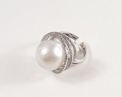 Australian Pearl Ring in 18 Karat White Gold and Diamonds