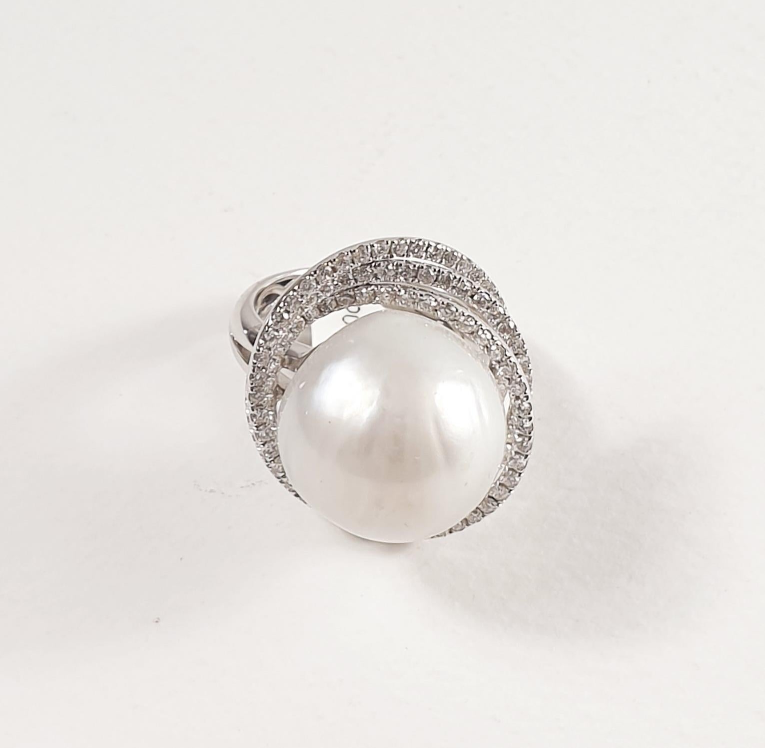 Romantic Australian Pearl Ring in 18 Karat White Gold and Diamonds For Sale