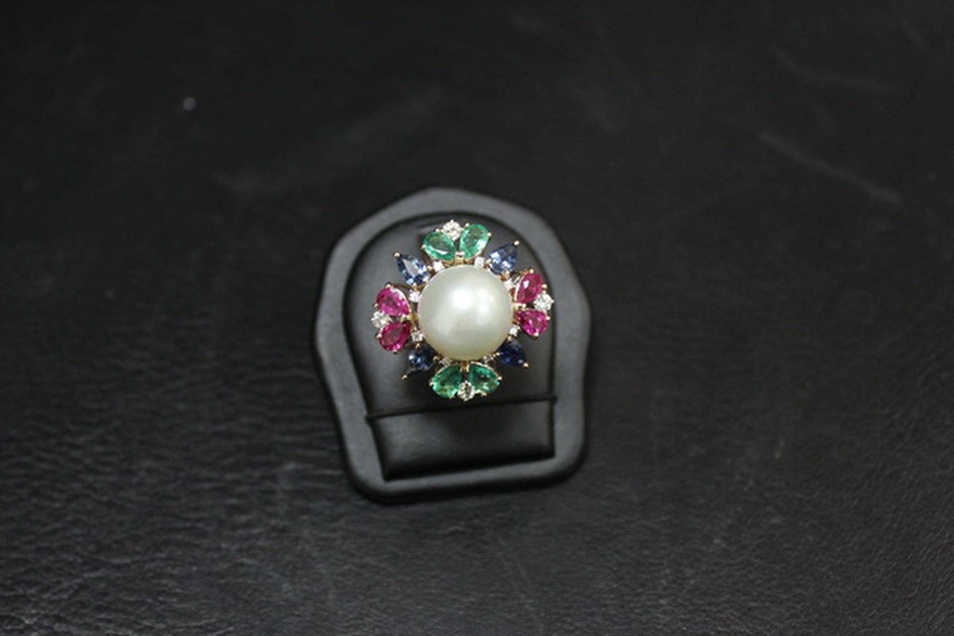 Australian Pearl, Rubies Emeralds and Sapphires Drops, White and Rose Gold Ring In Good Condition In Marcianise, Marcianise (CE)