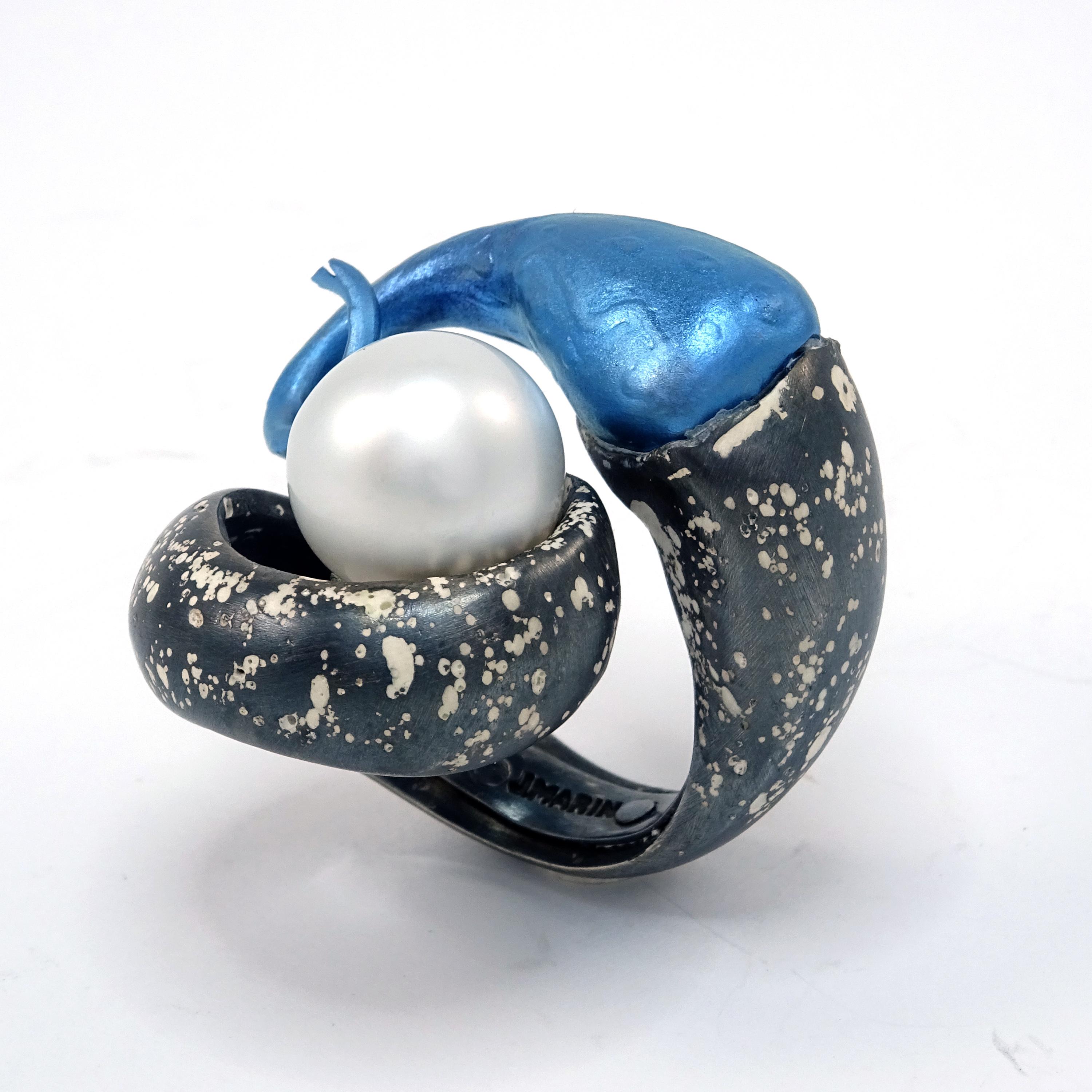 Contemporary Jose Marin. Australian Pearl Titanium Sterling Silver Black Cocktail Ring  For Sale