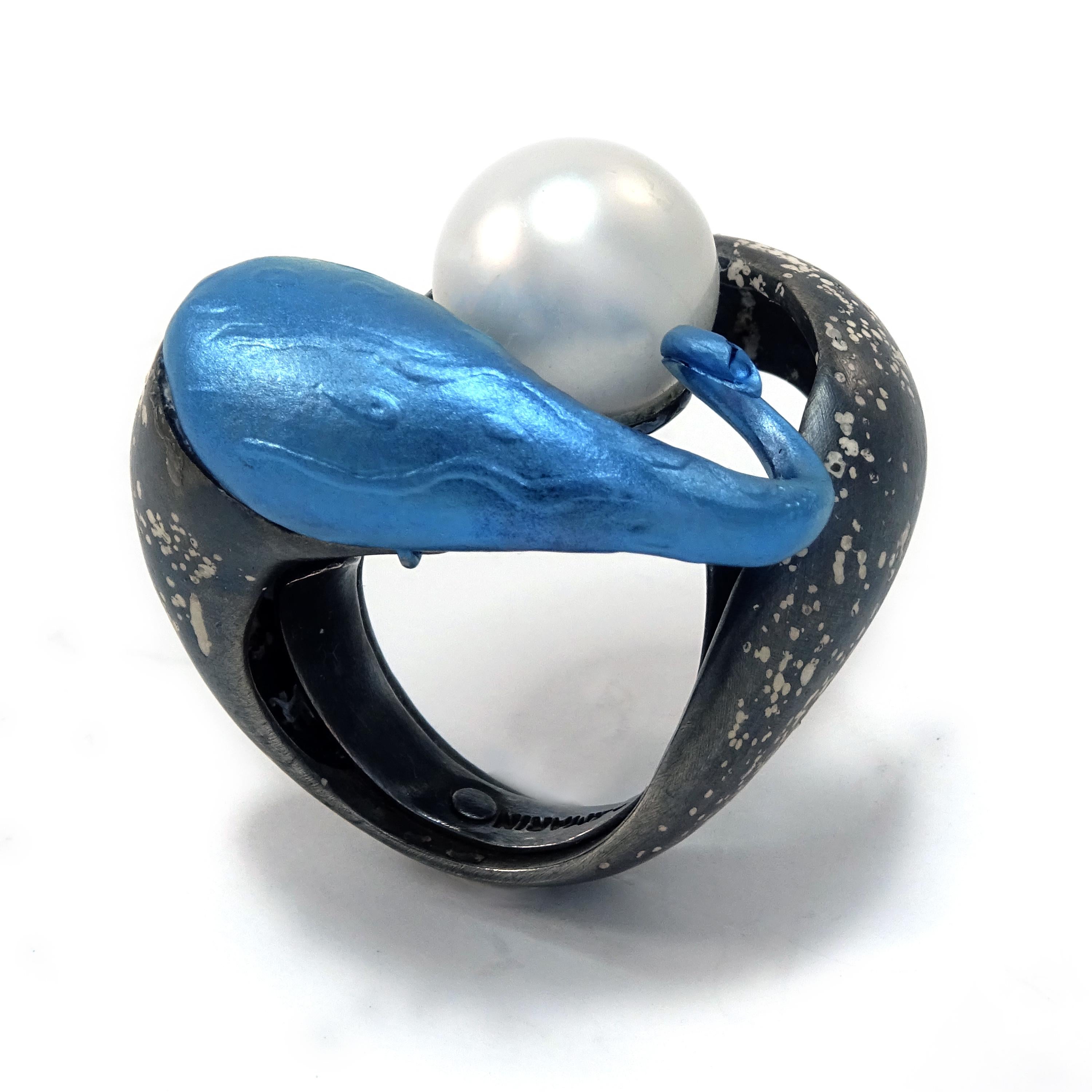 Jose Marin. Australian Pearl Titanium Sterling Silver Black Cocktail Ring  For Sale 3
