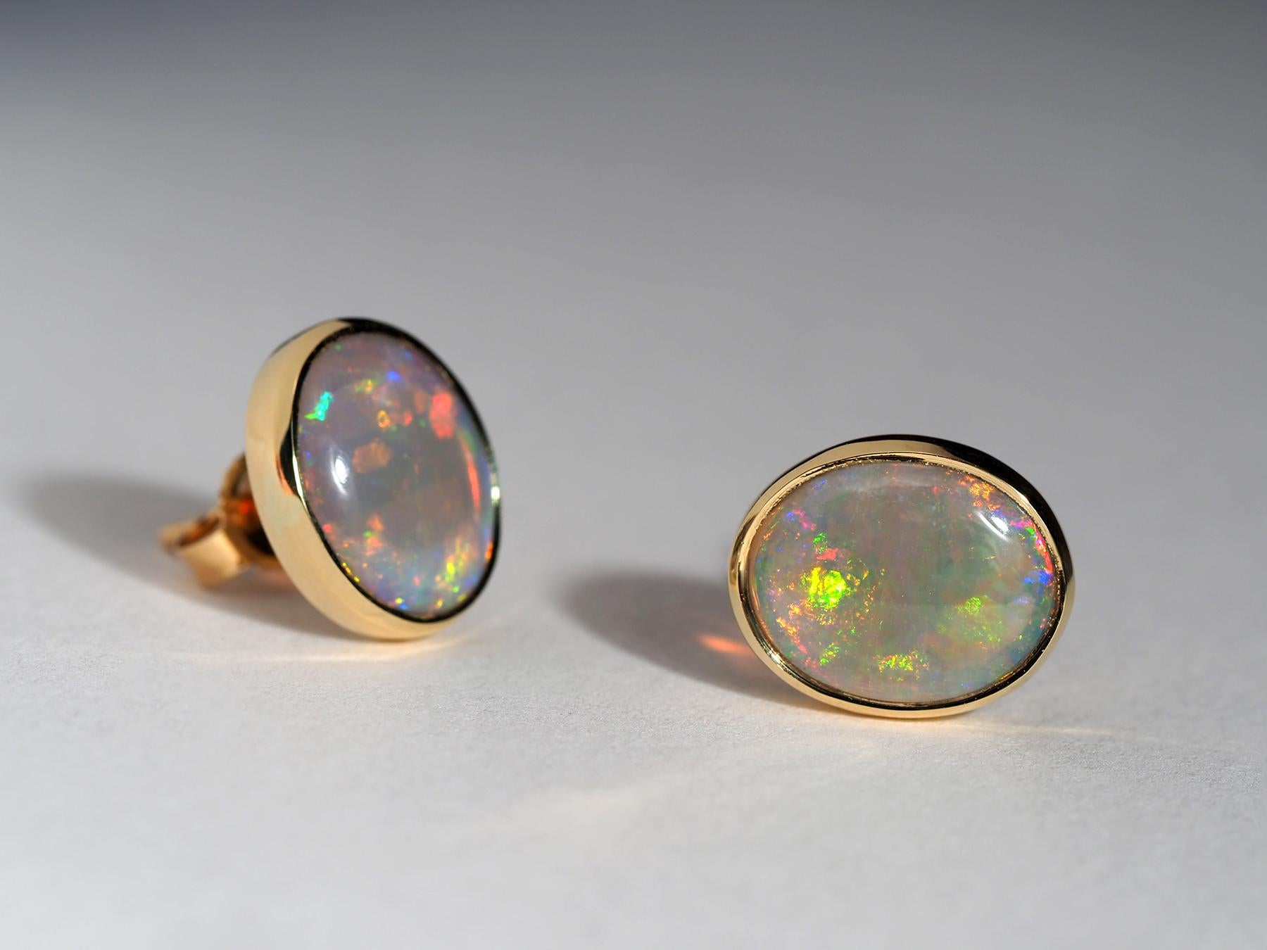 Australian Precious Opal 18K Yellow Gold Stud Earrings For Sale 4