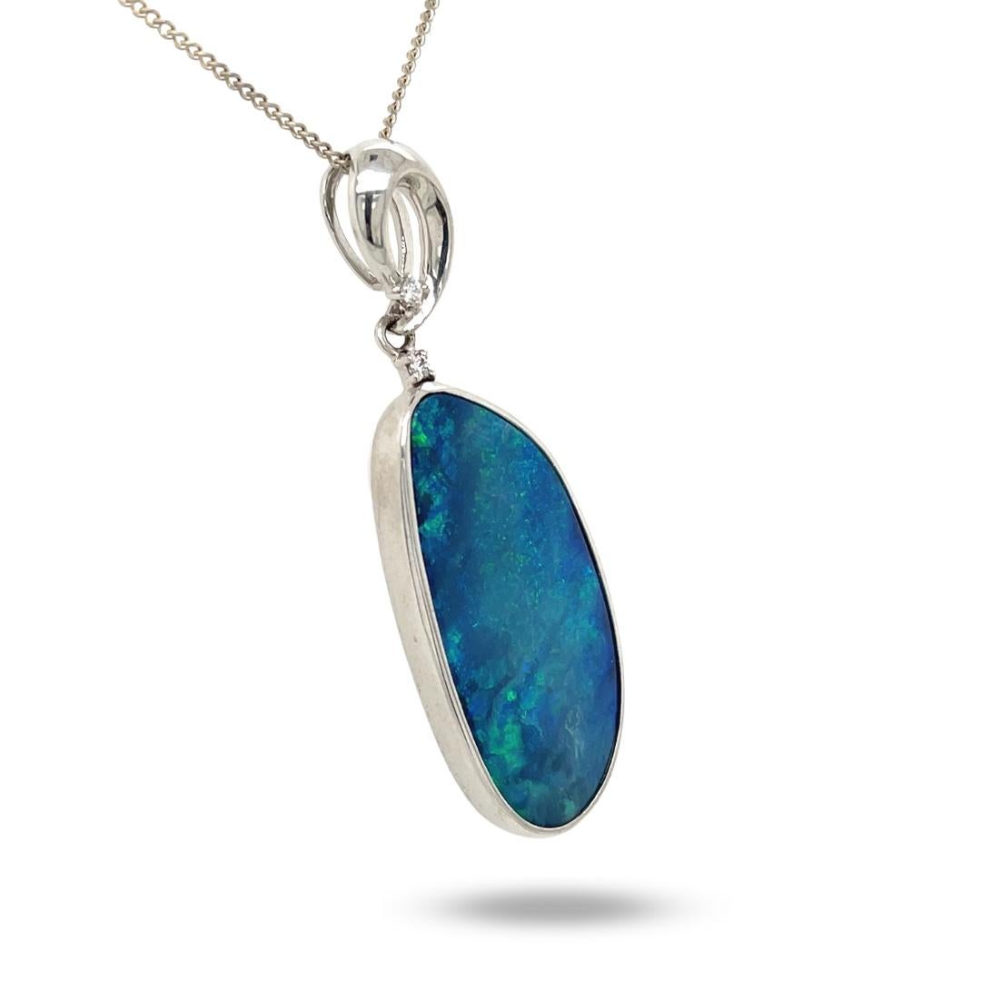 Australian Premium Quality Opal Pendant Set in Sterling Silver In New Condition In Sydney, AU