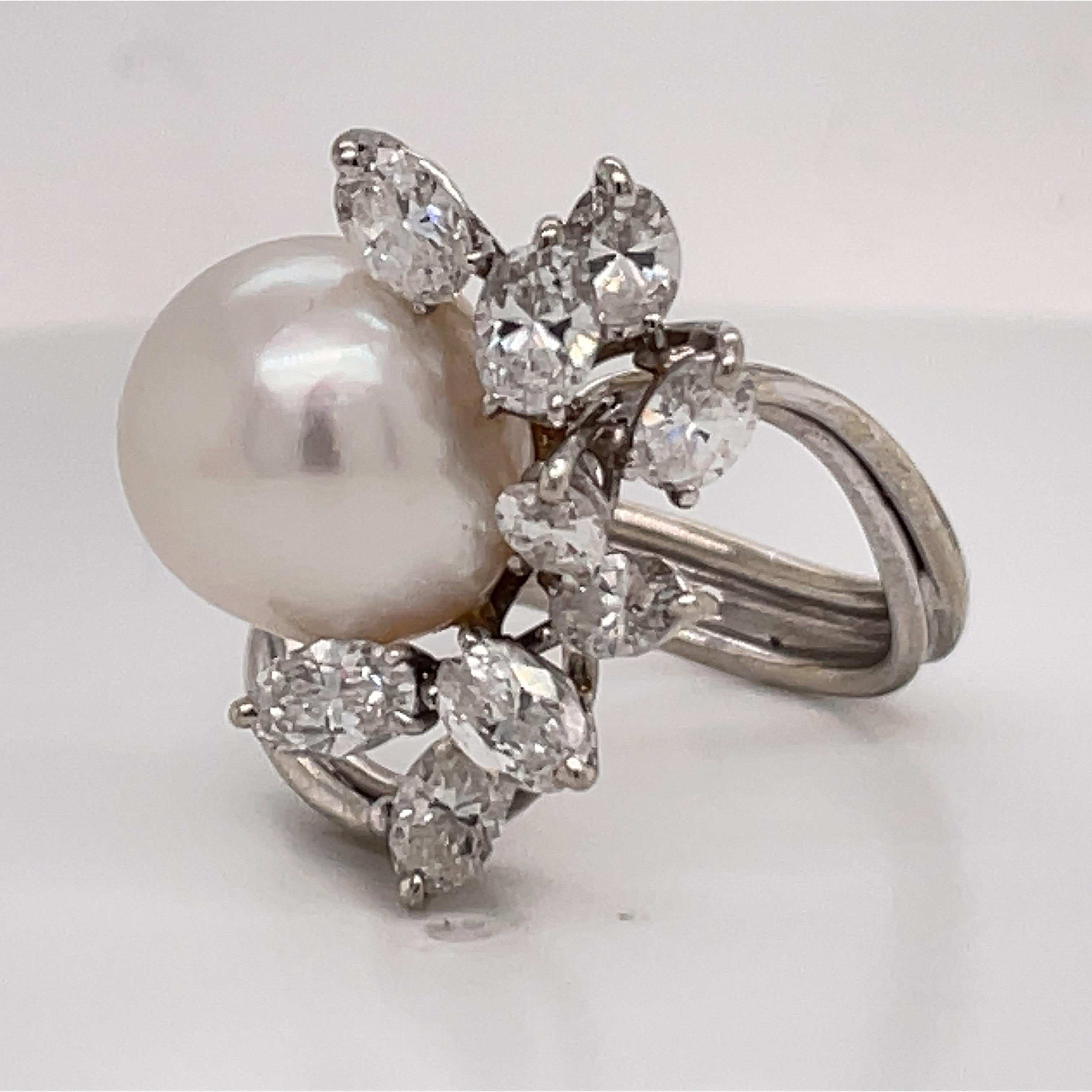 Australian South Sea Pearl Diamond Cluster Cocktail Ring 2 Carats 14K White Gold In Excellent Condition In New York, NY