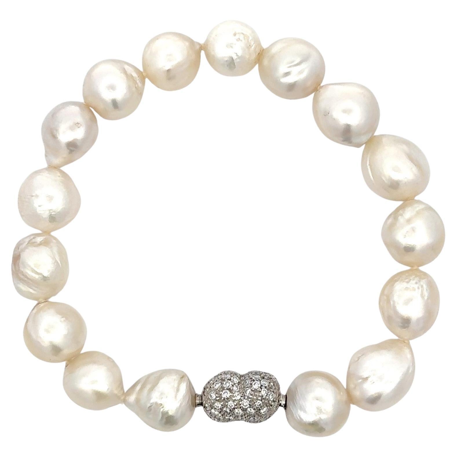 Round Cut Australian South Sea Pearl Diamond Platinum Clasp Bracelet 1.50 Carats For Sale