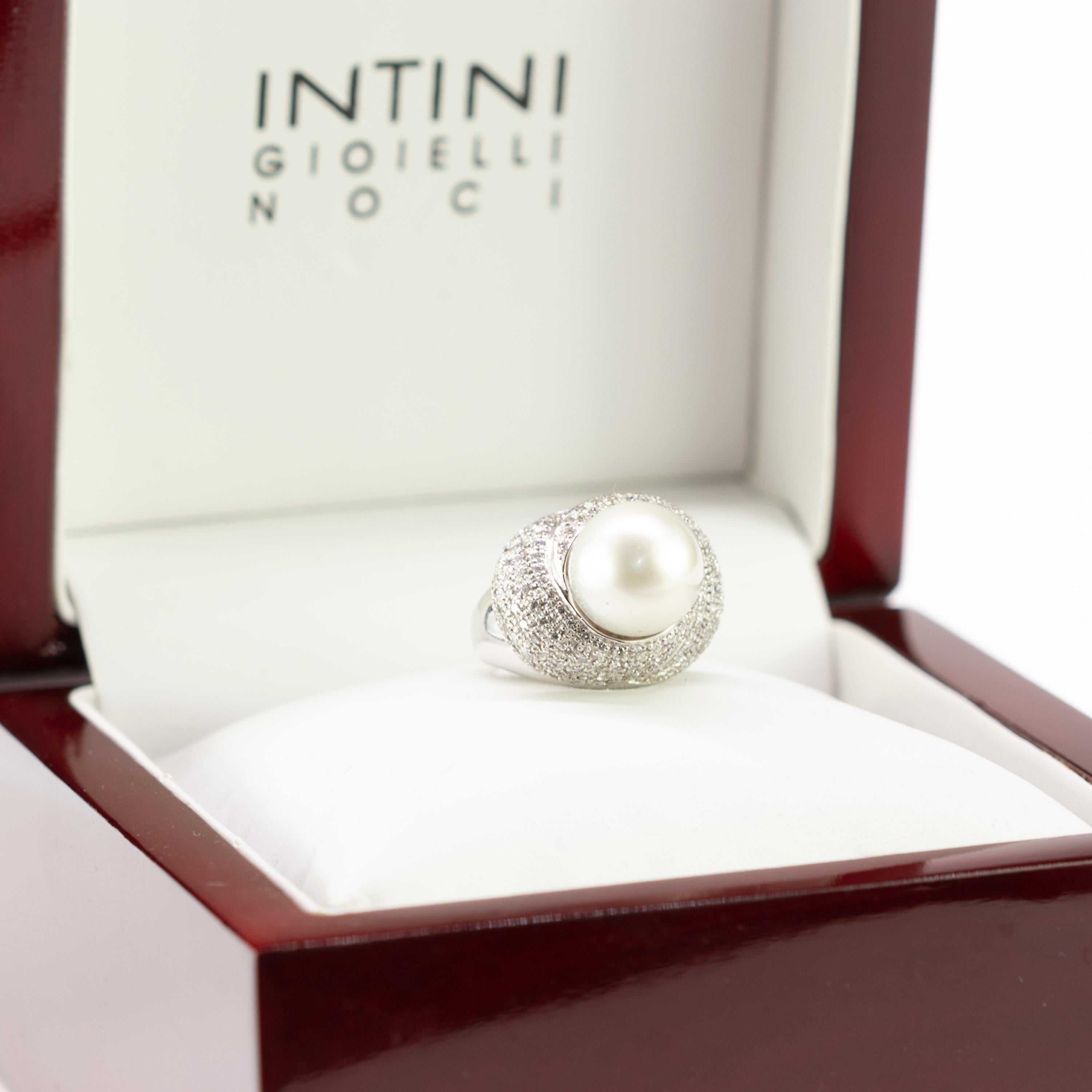 Japanese Natural Pearl Diamond Pave 18 Karat White Gold Craft Romantic Dome Ring 1