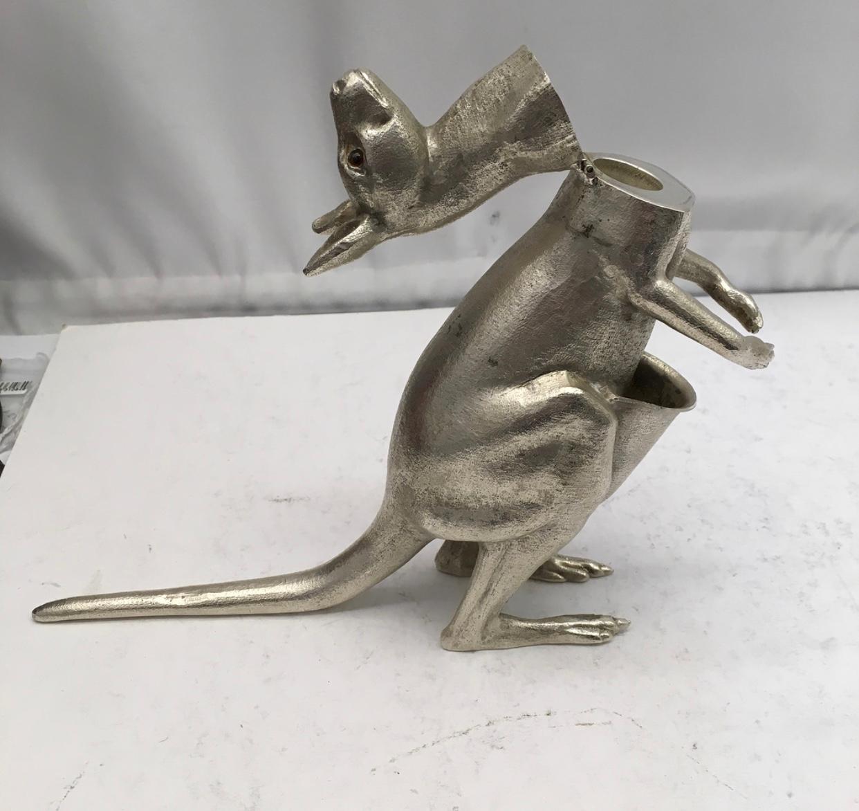 Australian Sterling Silver Model of a Kangaroo In Good Condition For Sale In London, London