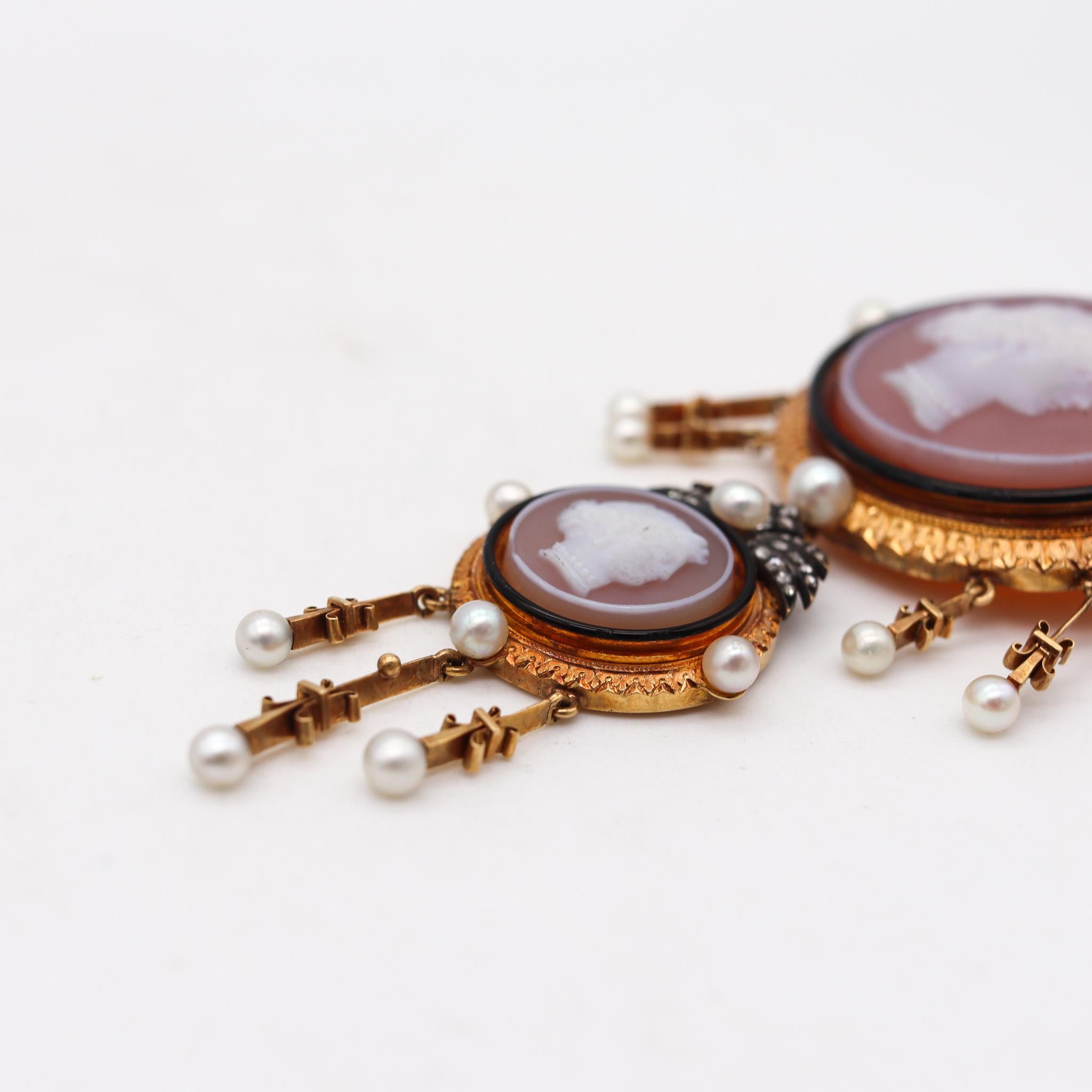 Neoclassical Austria 1870 Vienna Carved Agate Pendant Brooch in 18kt Gold with Natural Pearls For Sale