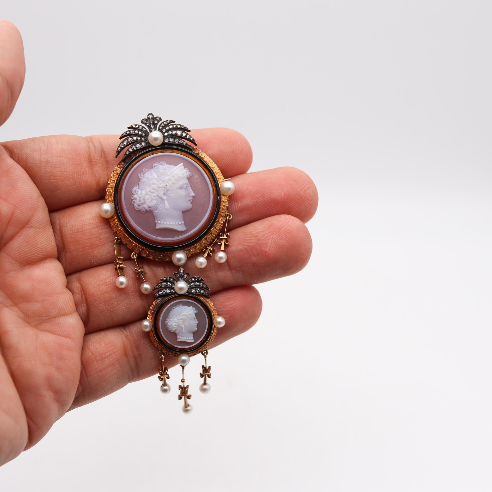 Women's Austria 1870 Vienna Carved Agate Pendant Brooch in 18kt Gold with Natural Pearls For Sale