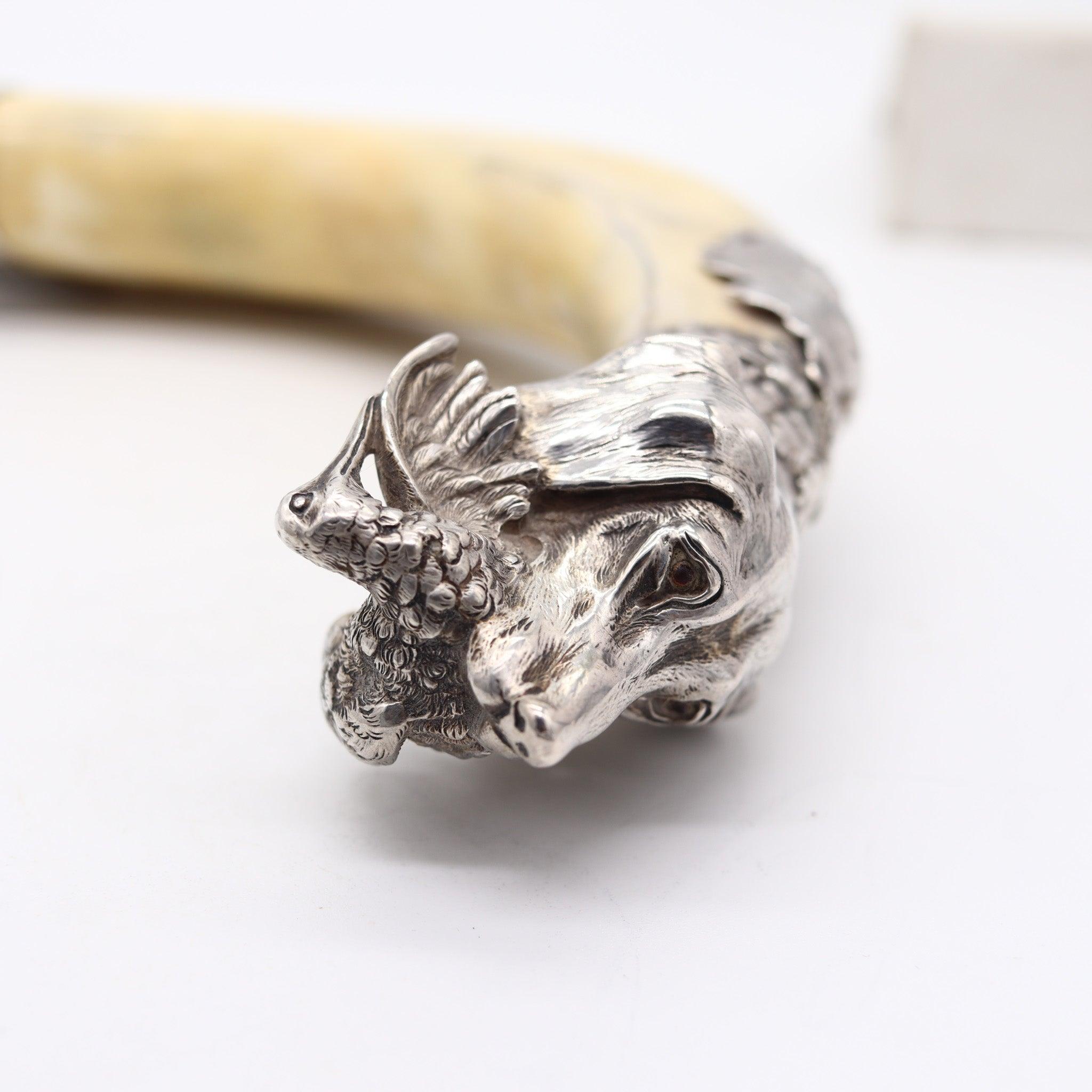 AUSTRIA 1900 Cortapuros antiguo Perro de caza esculpido en plata de ley 900 Austríaco en venta