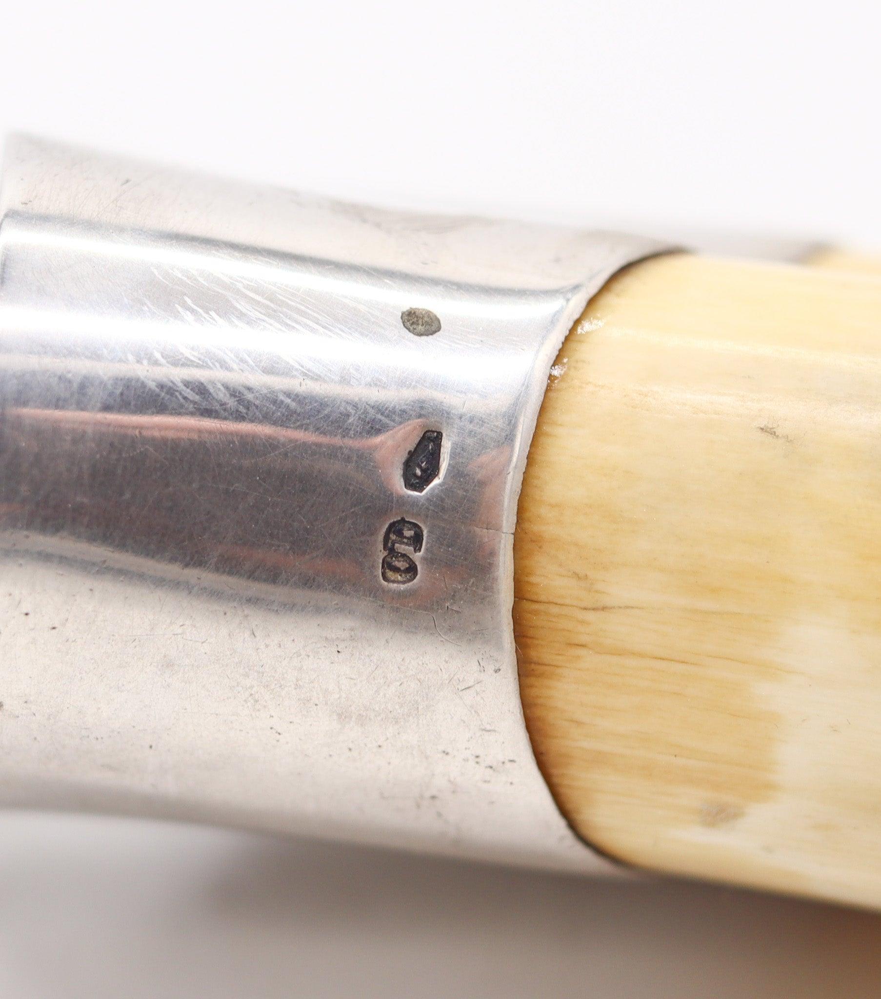 AUSTRIA 1900 Cortapuros antiguo Perro de caza esculpido en plata de ley 900 Tallado a mano en venta