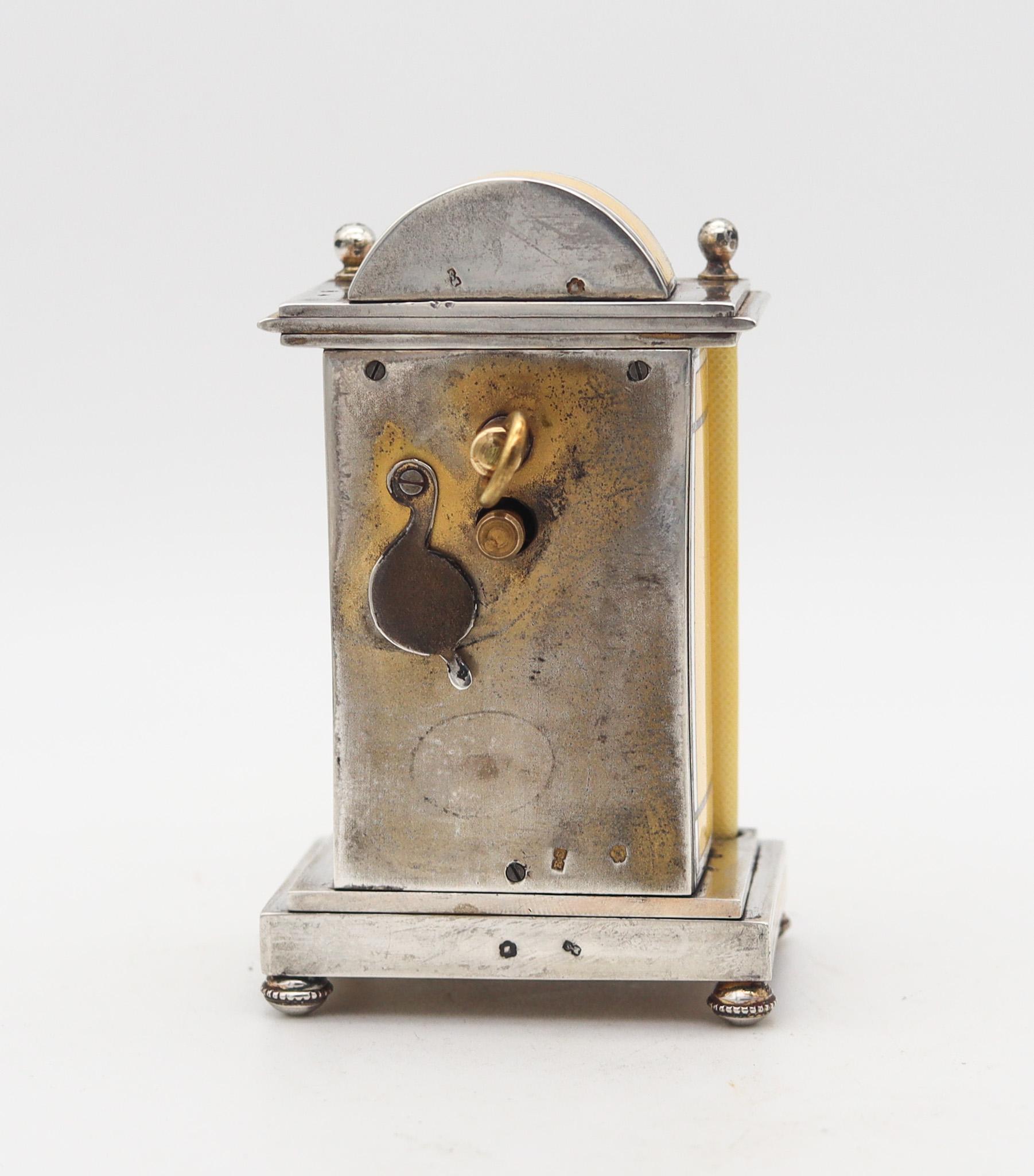 Austria 1910 Reloj de tocador en miniatura con esmalte guilloché eduardiano en plata 950 en Excelente estado para la venta en Miami, FL
