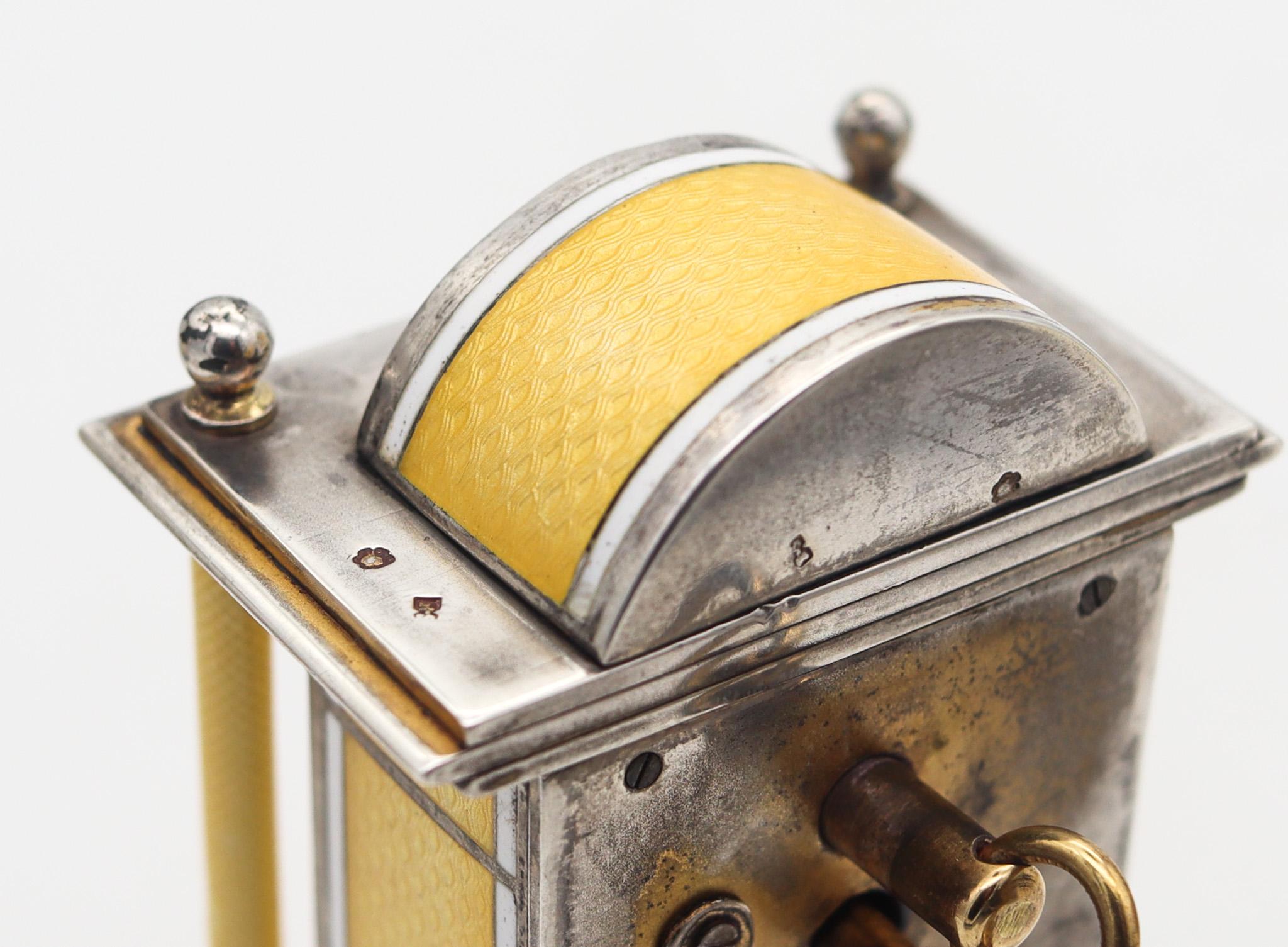 Austria 1910 Reloj de tocador en miniatura con esmalte guilloché eduardiano en plata 950 Silver en venta