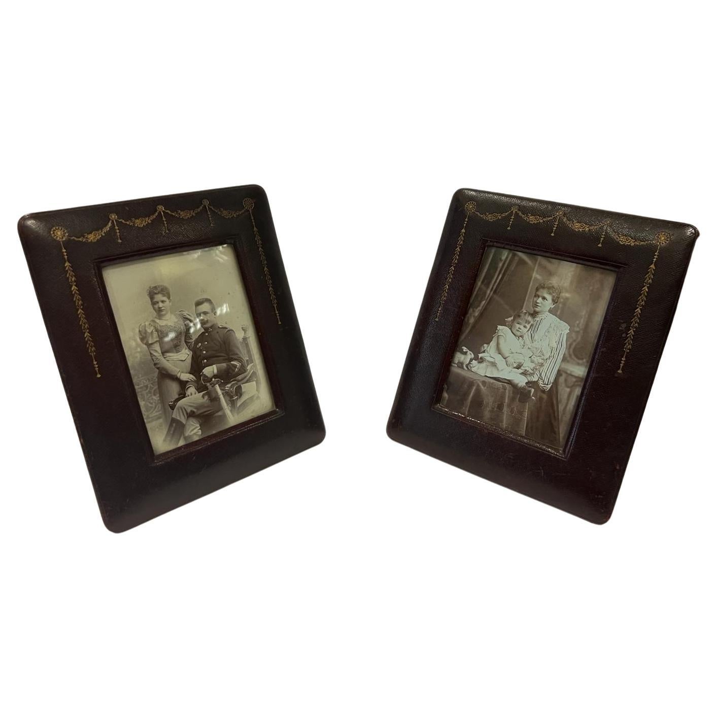Austria art nouveau picture frame made of leather For Sale