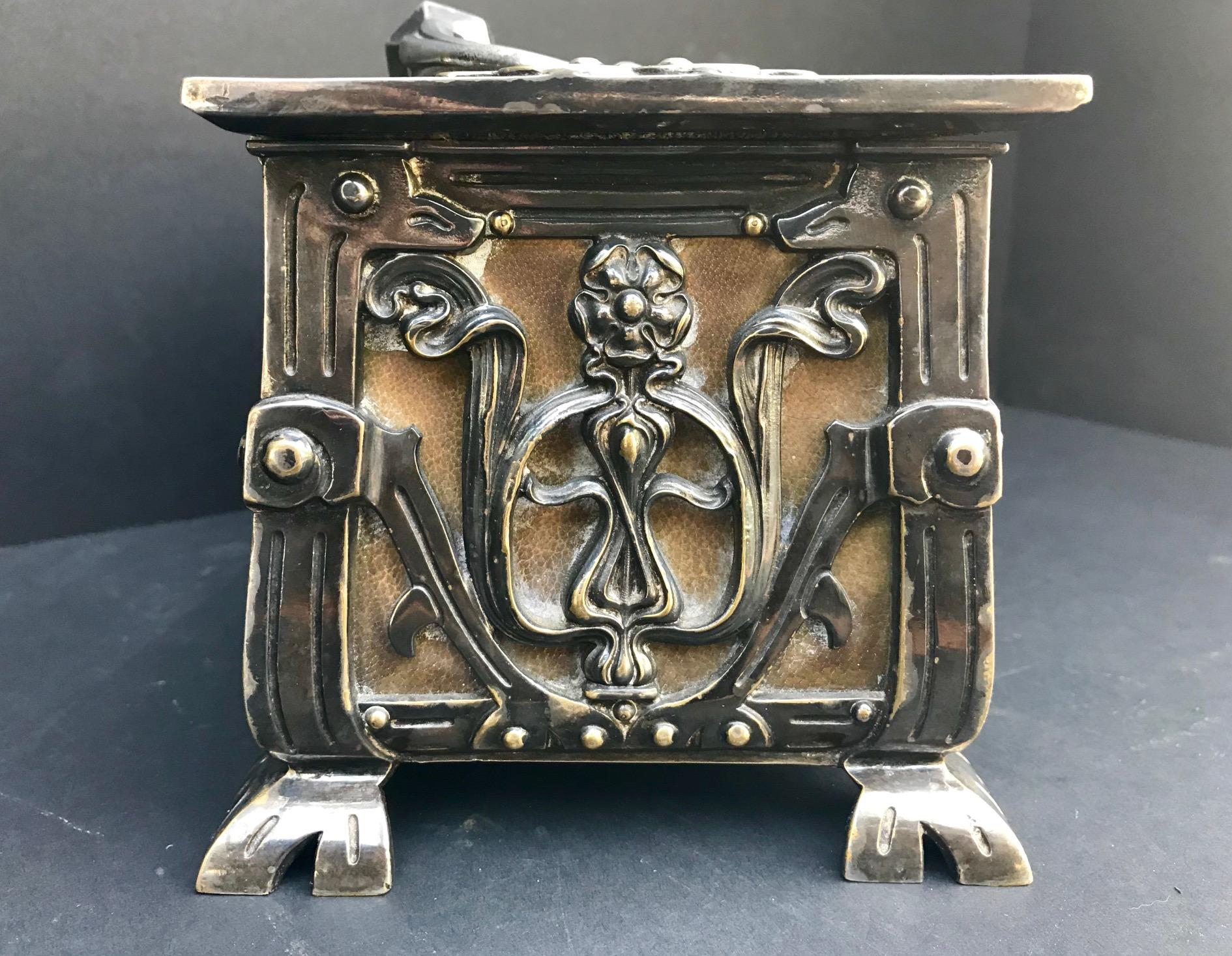Austria/France Art Nouveau Silvered Heavy Bronze Jewelry Box Casket, circa 1900 10