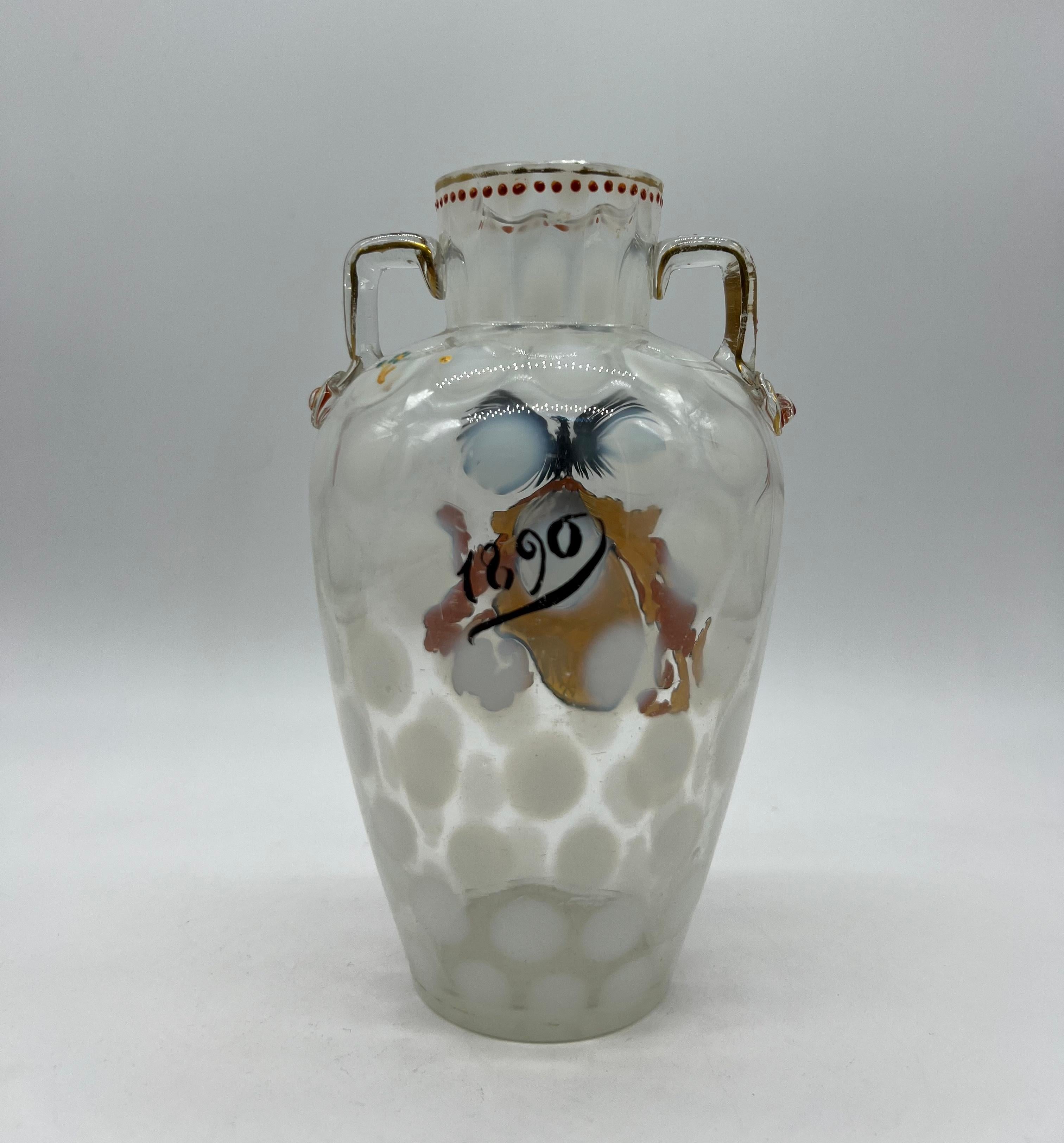 Austria Glass Vase with Viennese Coat of Arms Around 1890 In Good Condition For Sale In Vienna, AT
