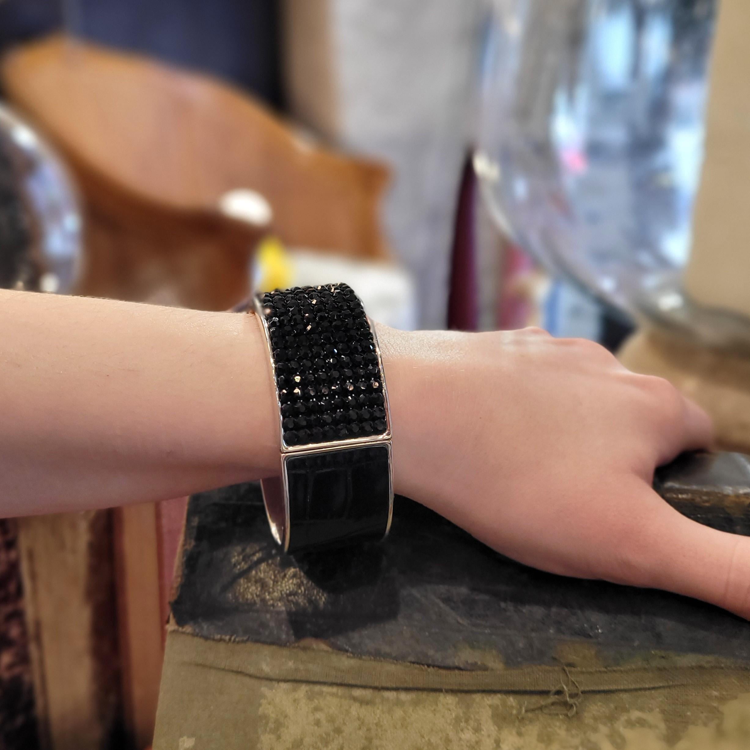 Österreich Swarovski-Armband, Leder, Swarovski-Kristalle und Stahl, Swarovski-Kristalle im Angebot 12