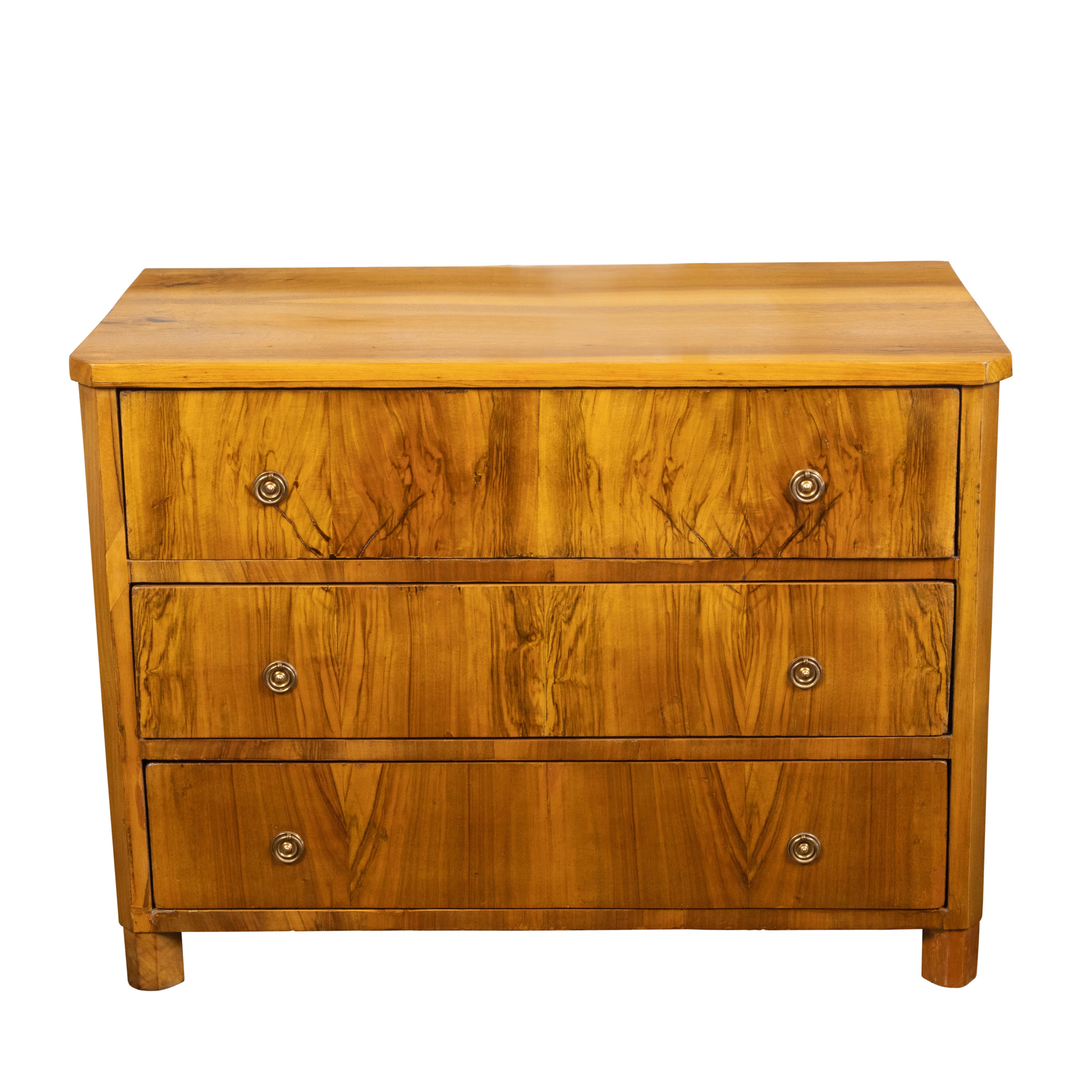 Austrian 19th Century Biedermeier Commode with Three Butterfly Veneered Drawers In Good Condition For Sale In Atlanta, GA