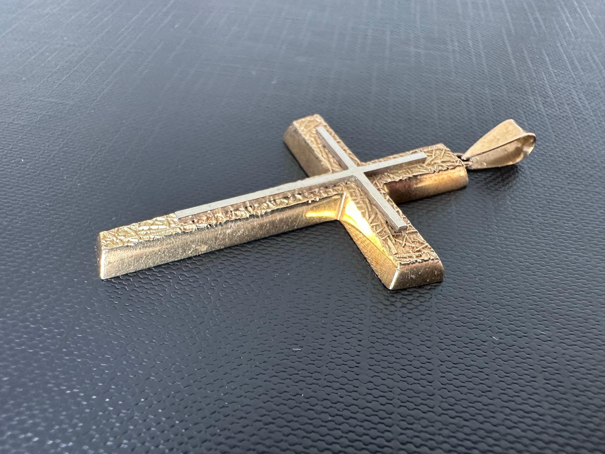 Austrian Antique 18kt Gold Cross For Sale 1